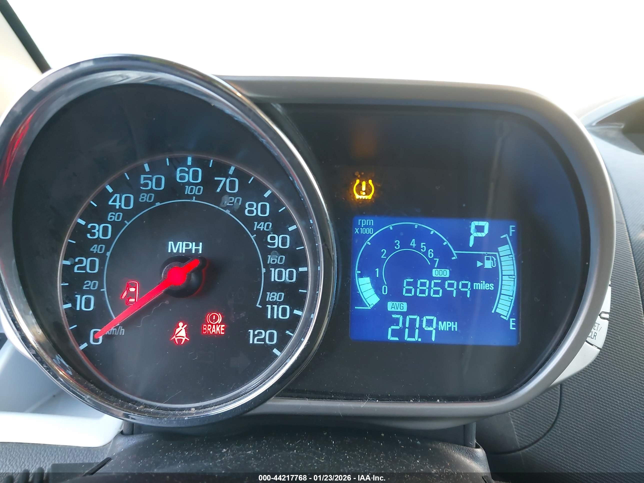 CHEVROLET SPARK image 7