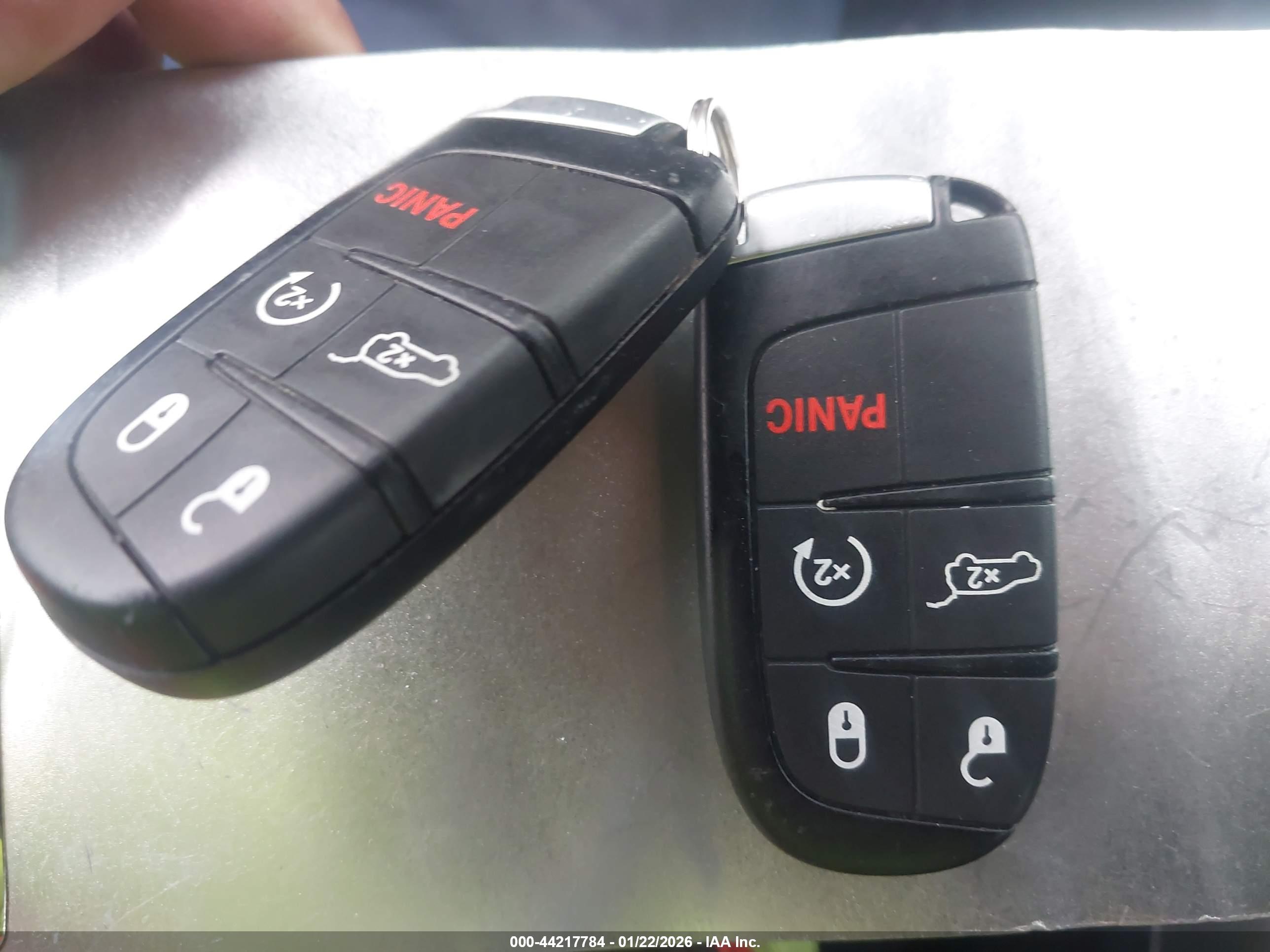 JEEP GRAND image 11