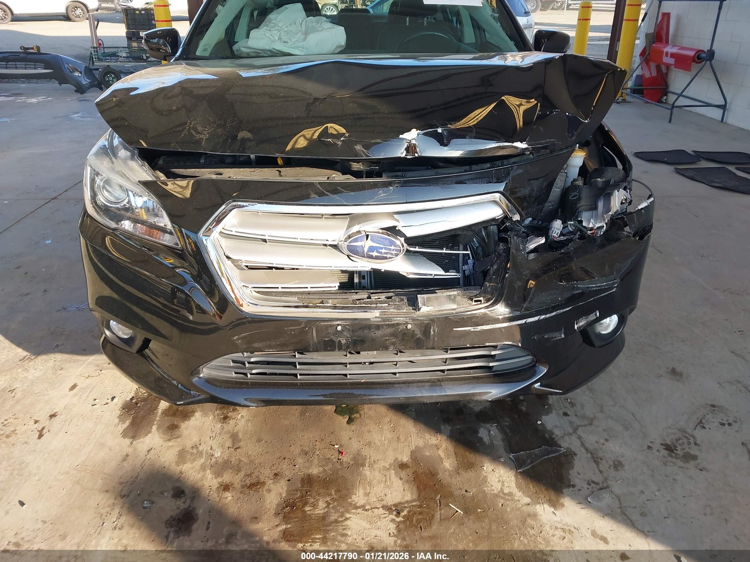 SUBARU LEGACY image 6