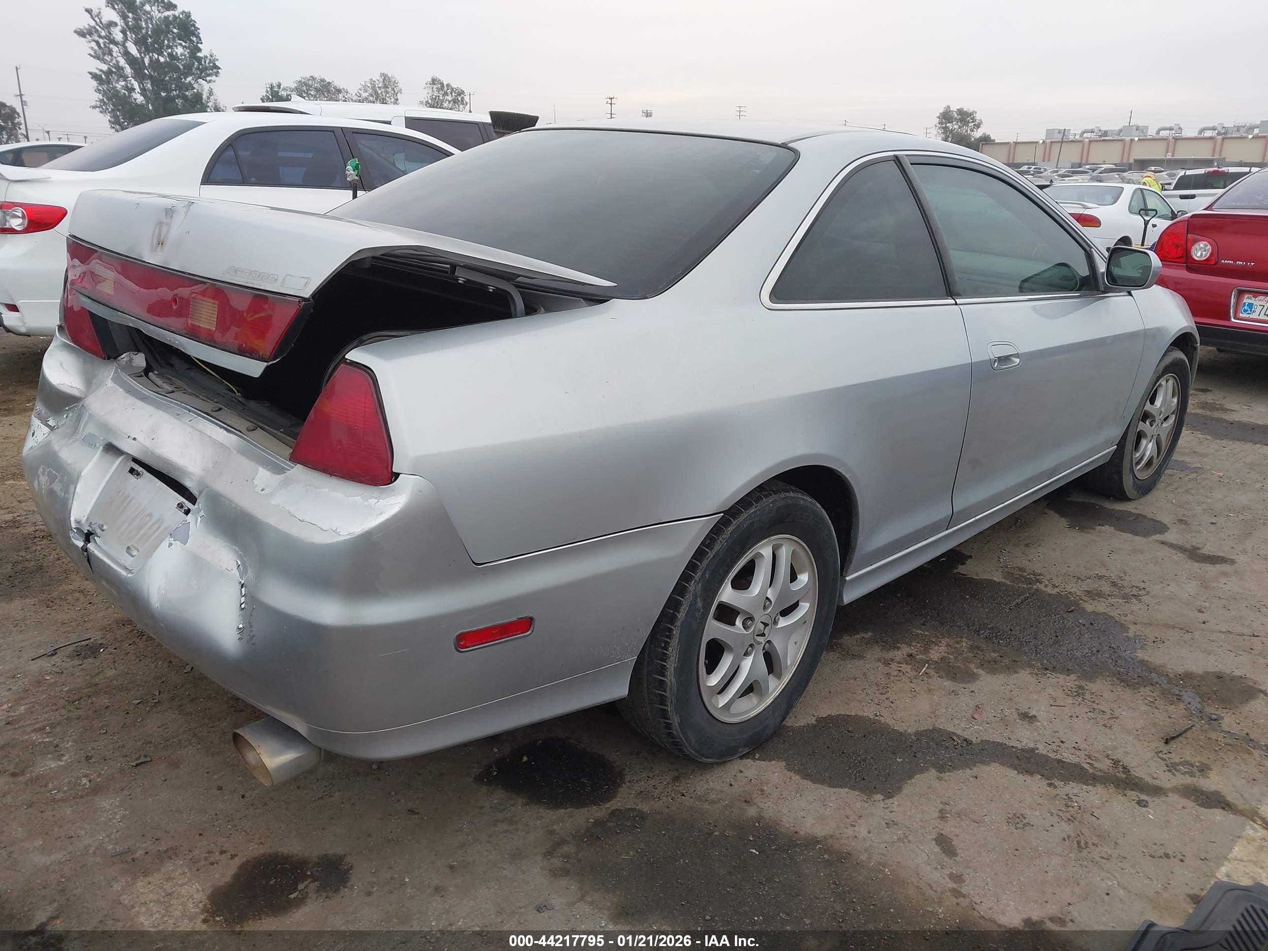 HONDA ACCORD image 4
