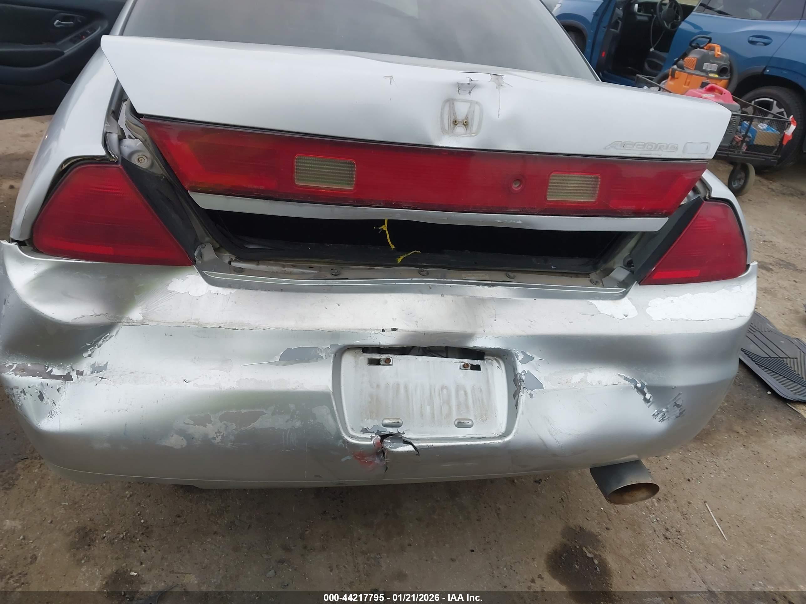 HONDA ACCORD image 6