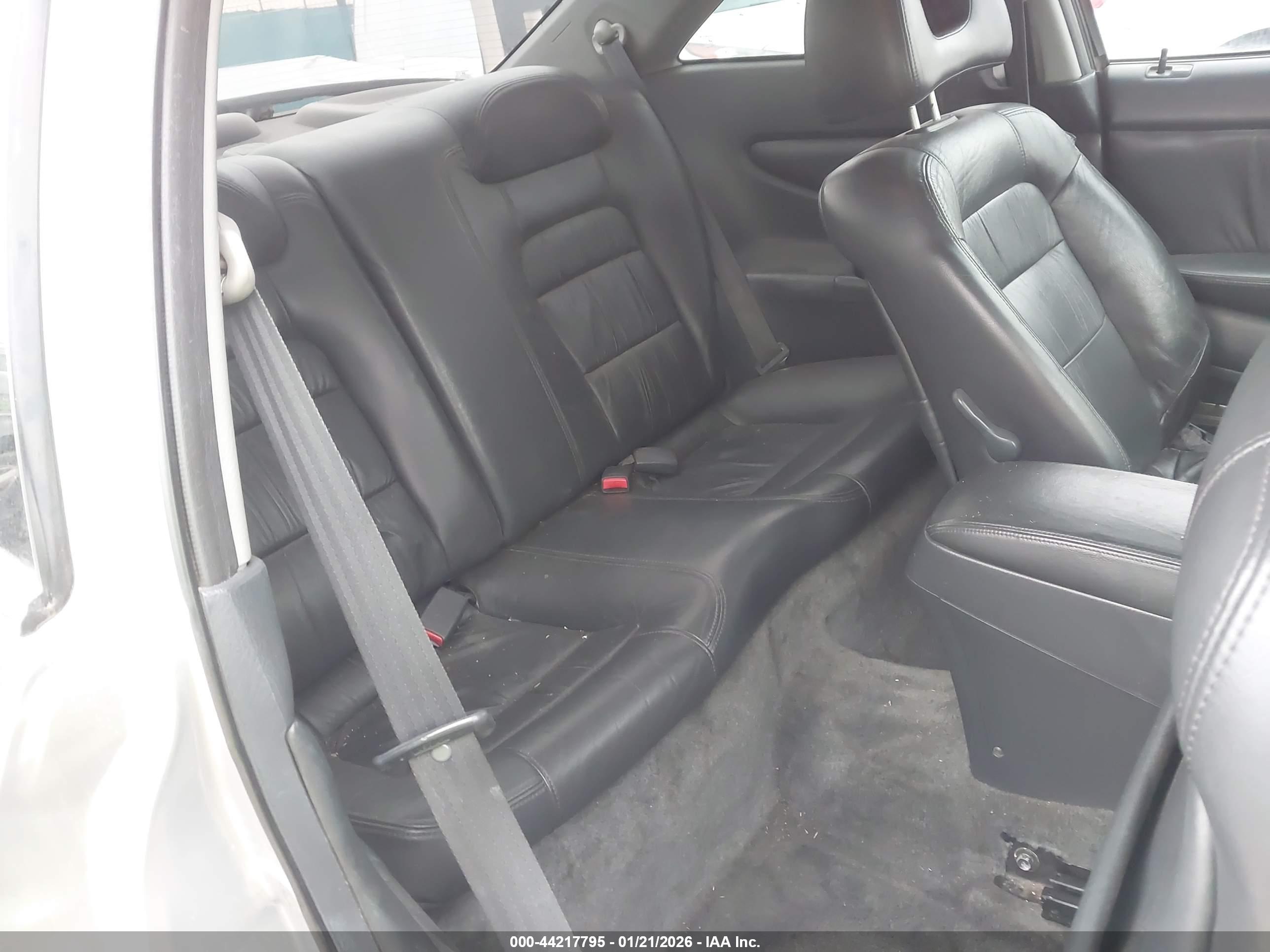 HONDA ACCORD image 8