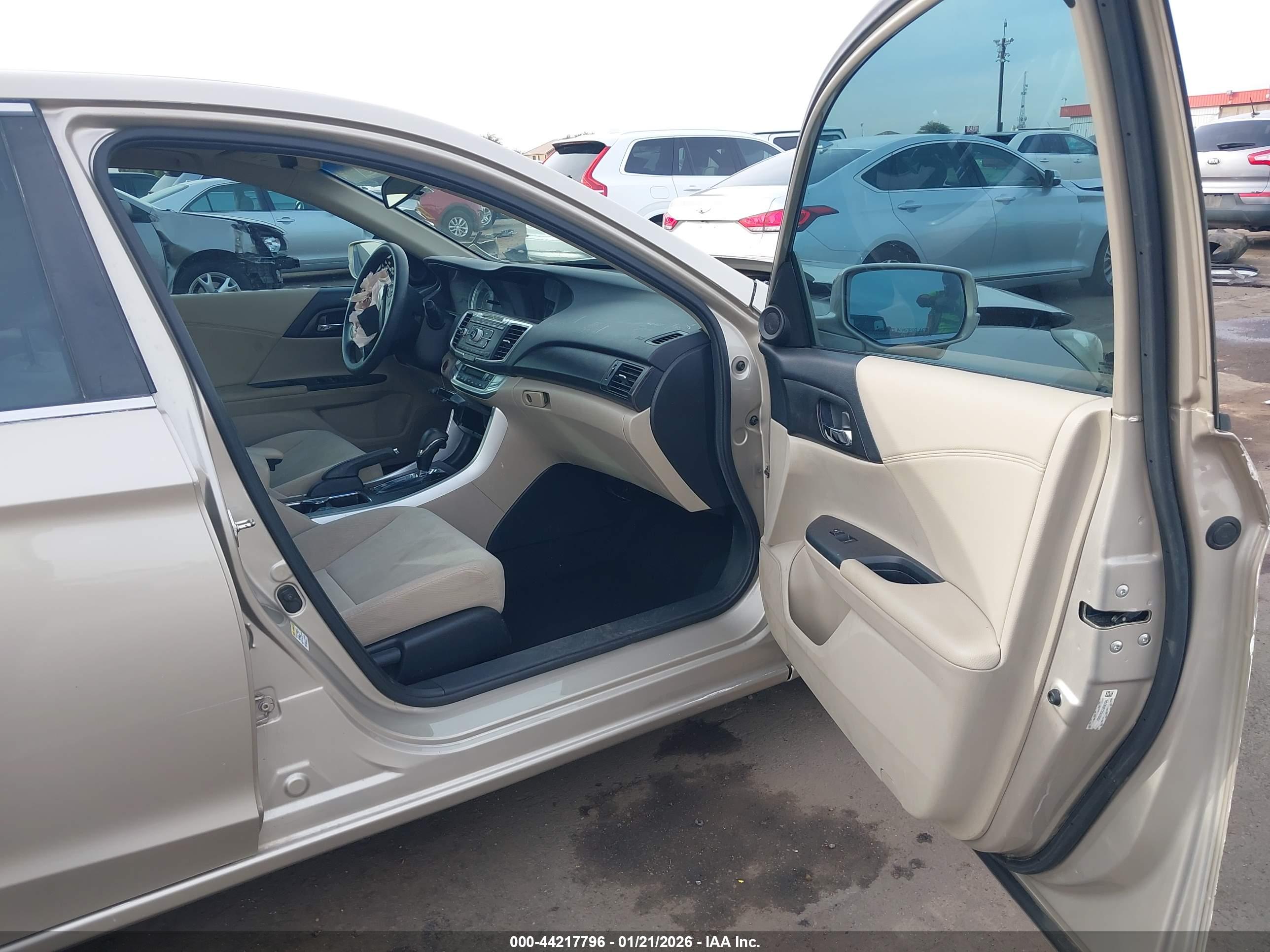 HONDA ACCORD image 5