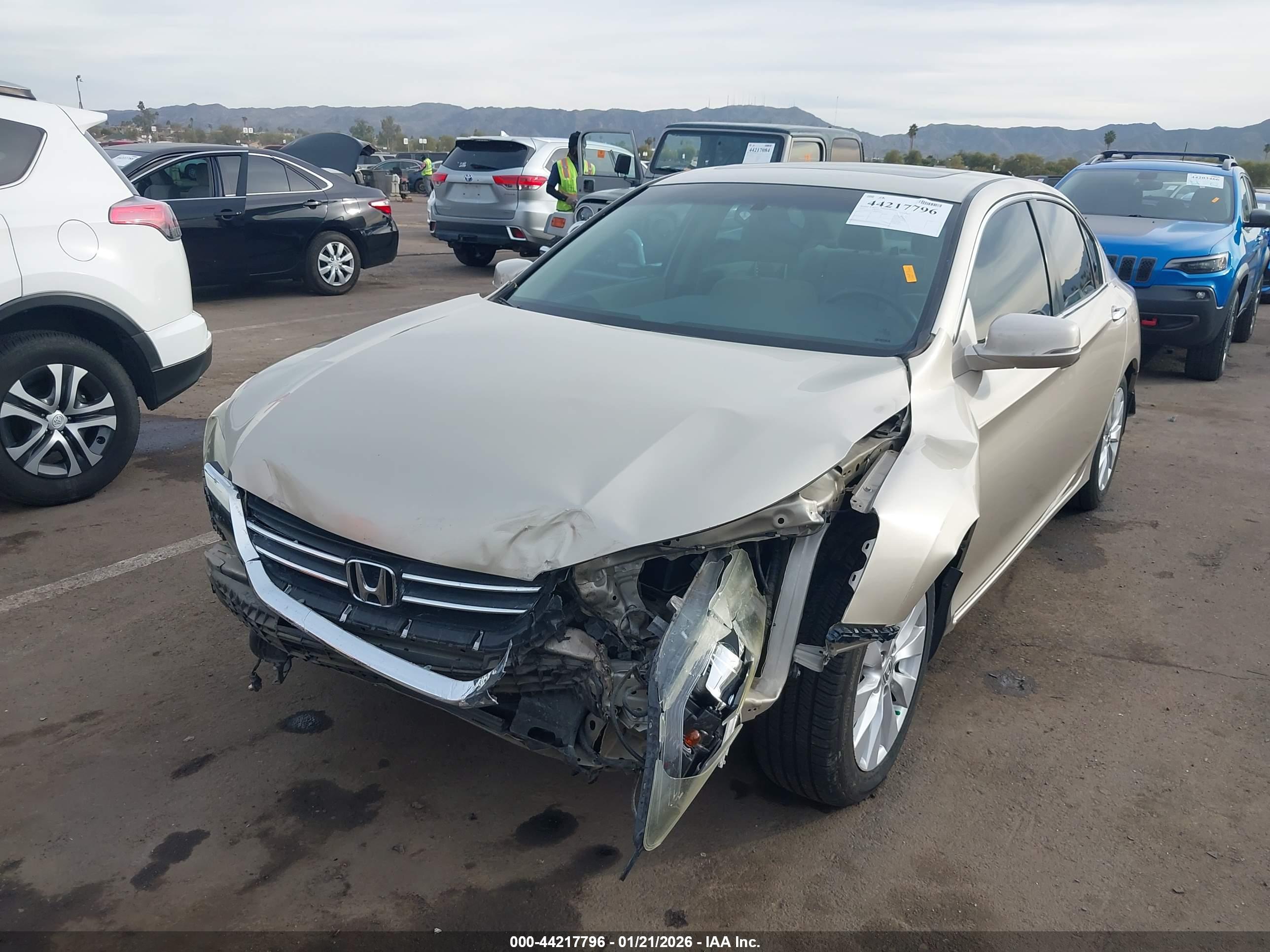 HONDA ACCORD image 6