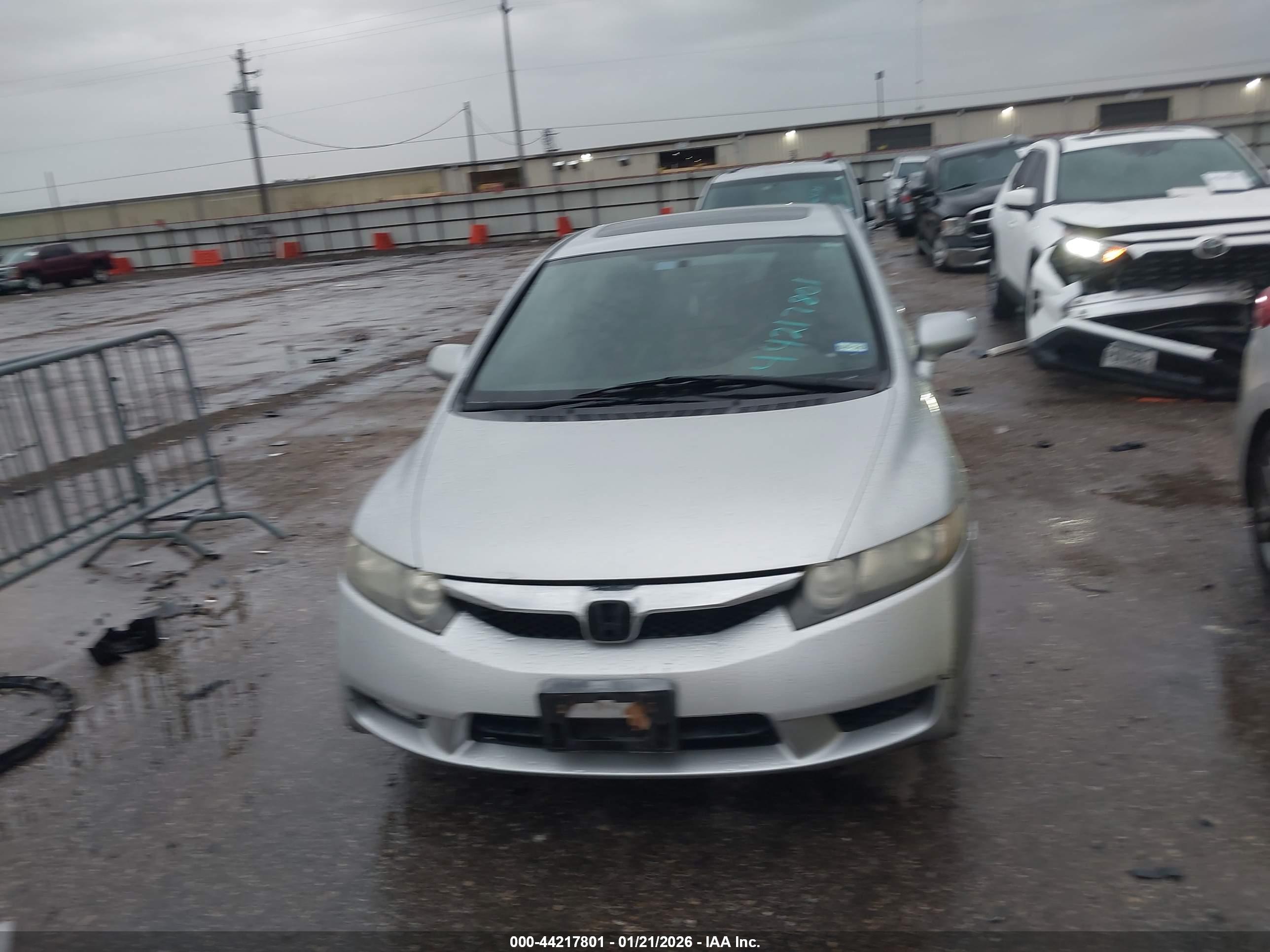 HONDA CIVIC image 6