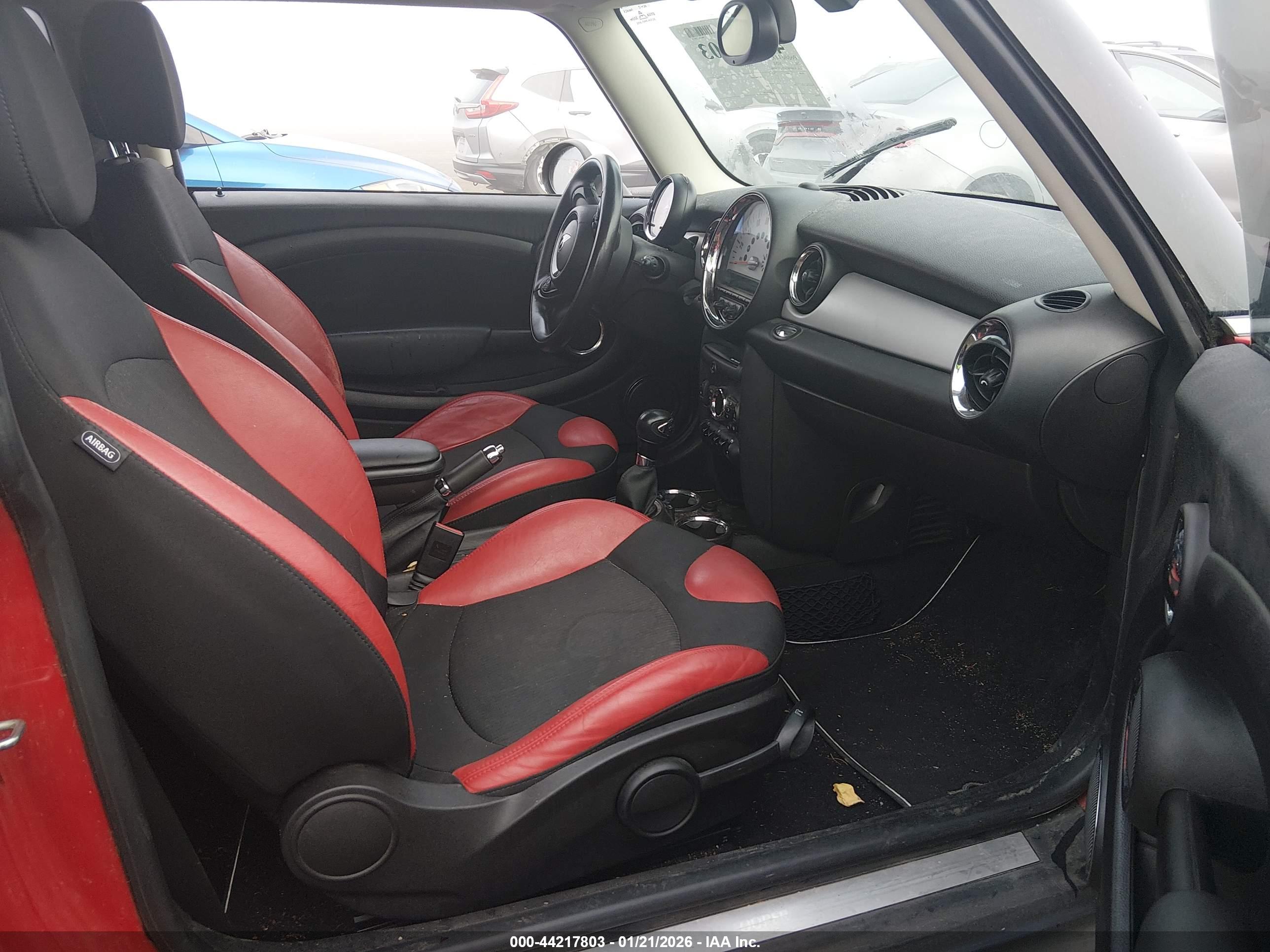 MINI COOPER image 5