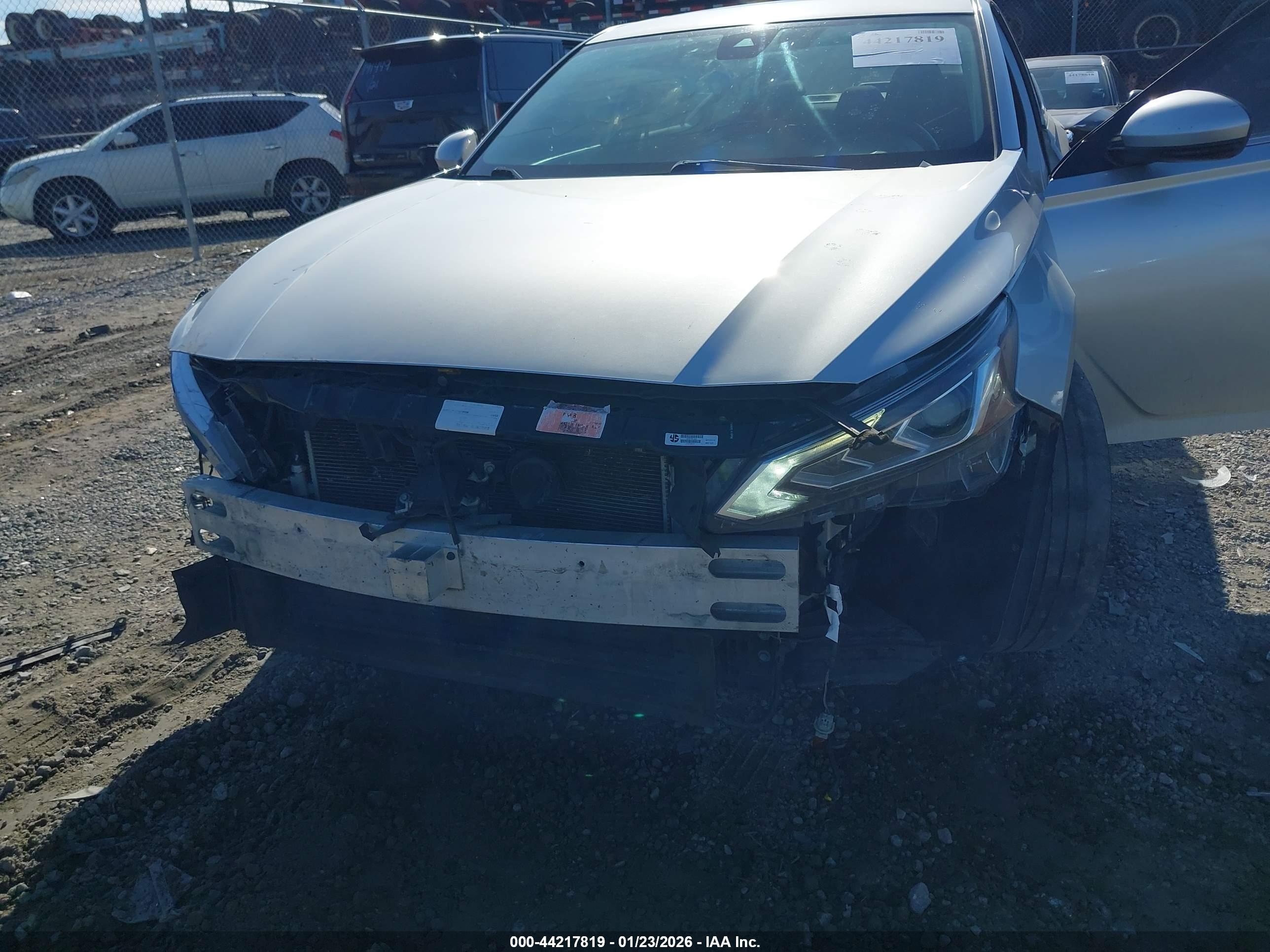 NISSAN ALTIMA image 6