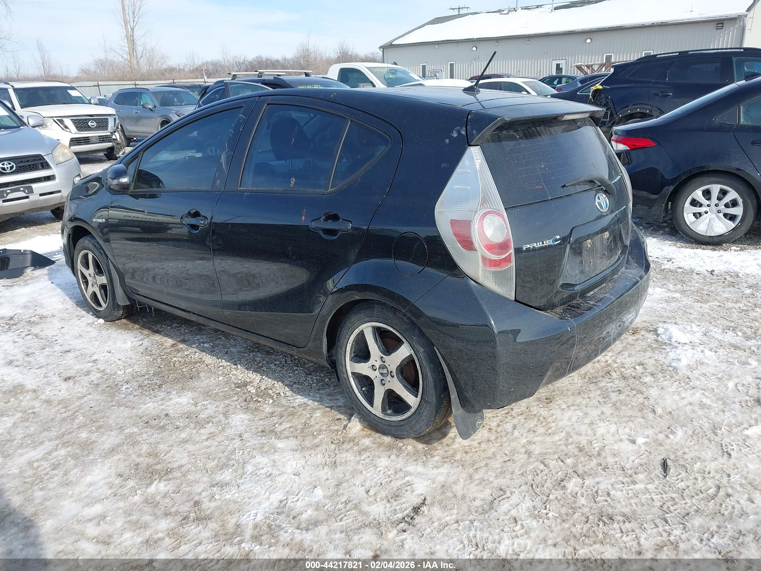 TOYOTA PRIUS image 3
