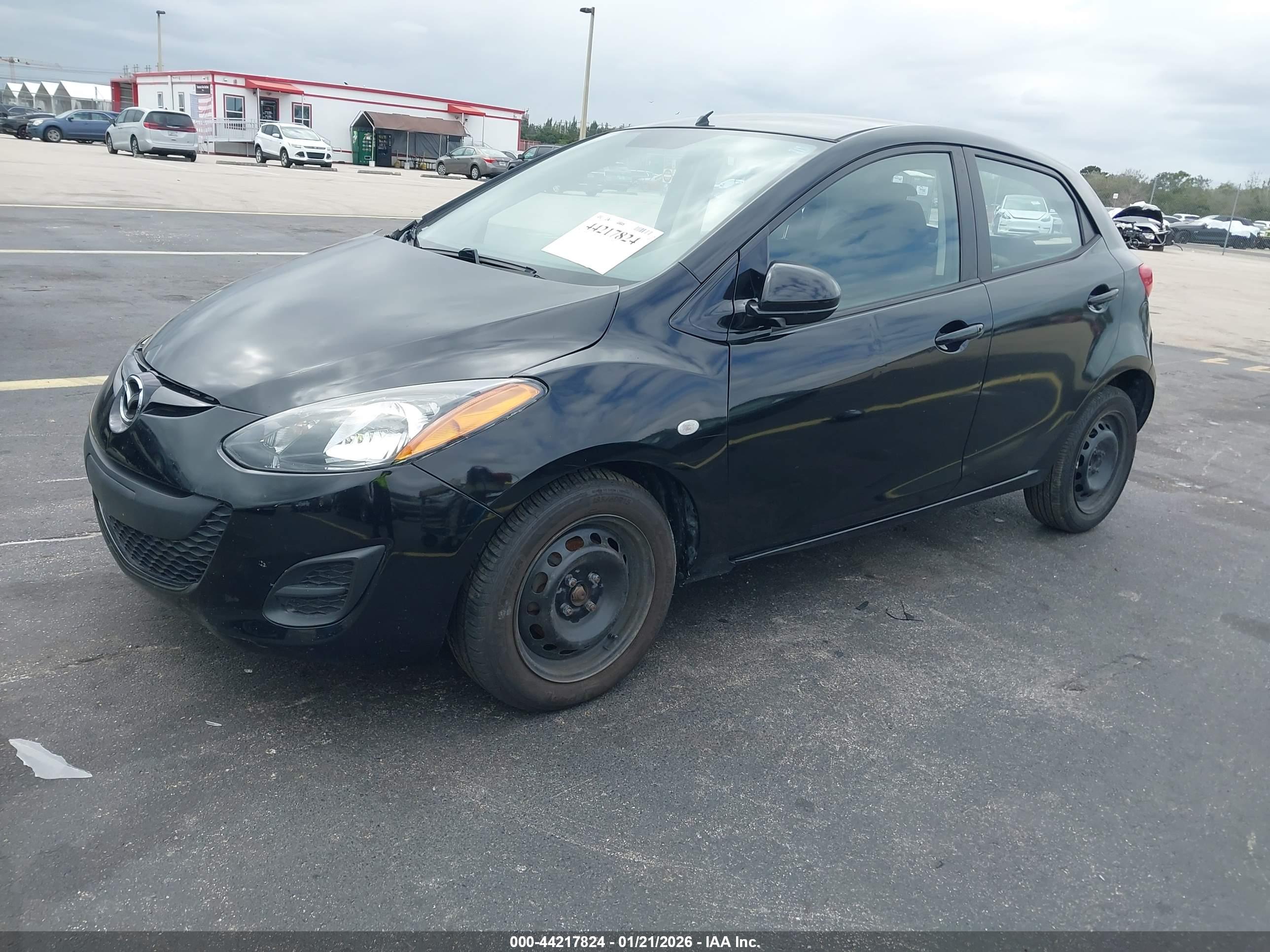 MAZDA MAZDA2 image 2
