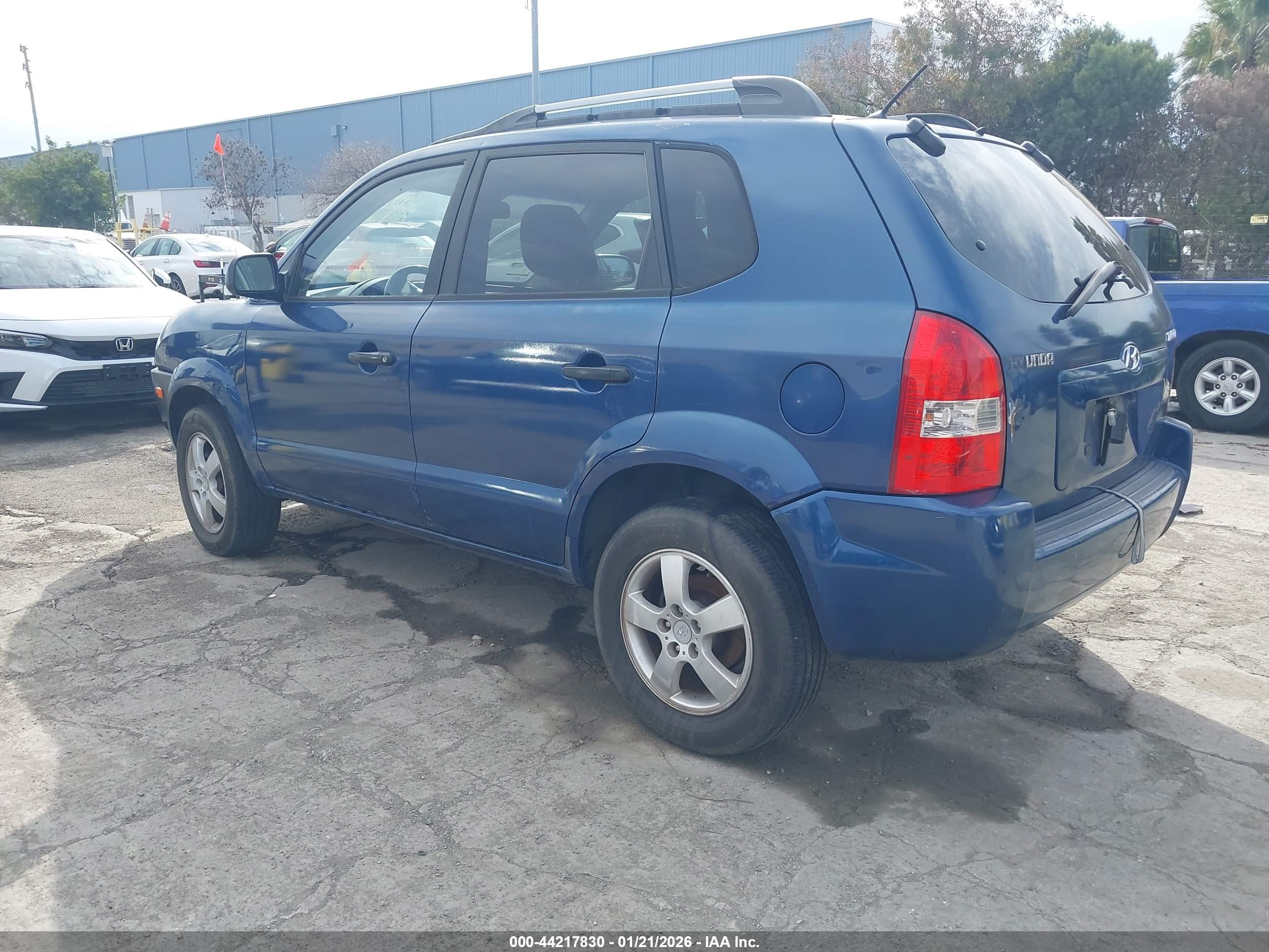 HYUNDAI TUCSON image 3