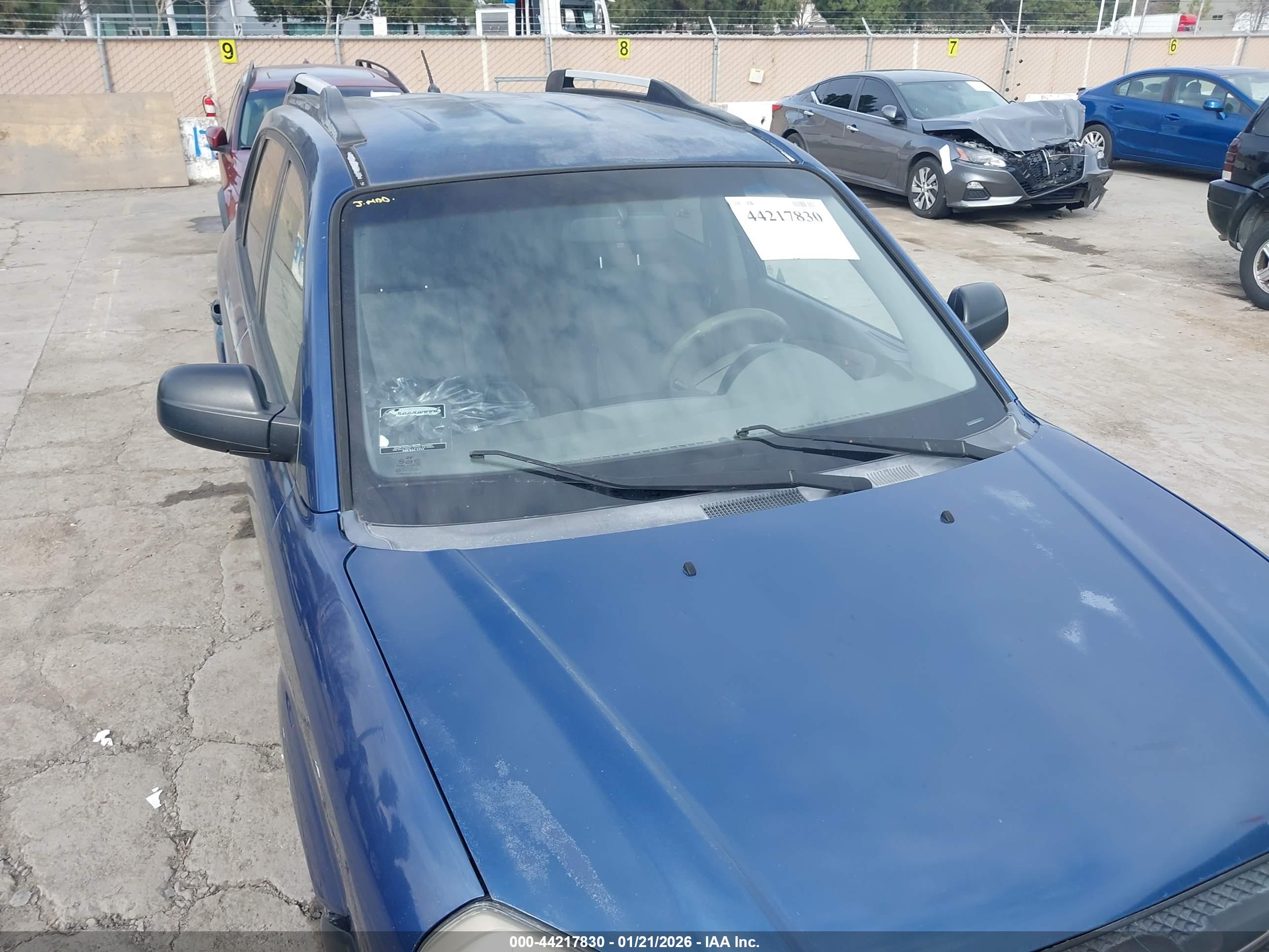 HYUNDAI TUCSON image 6