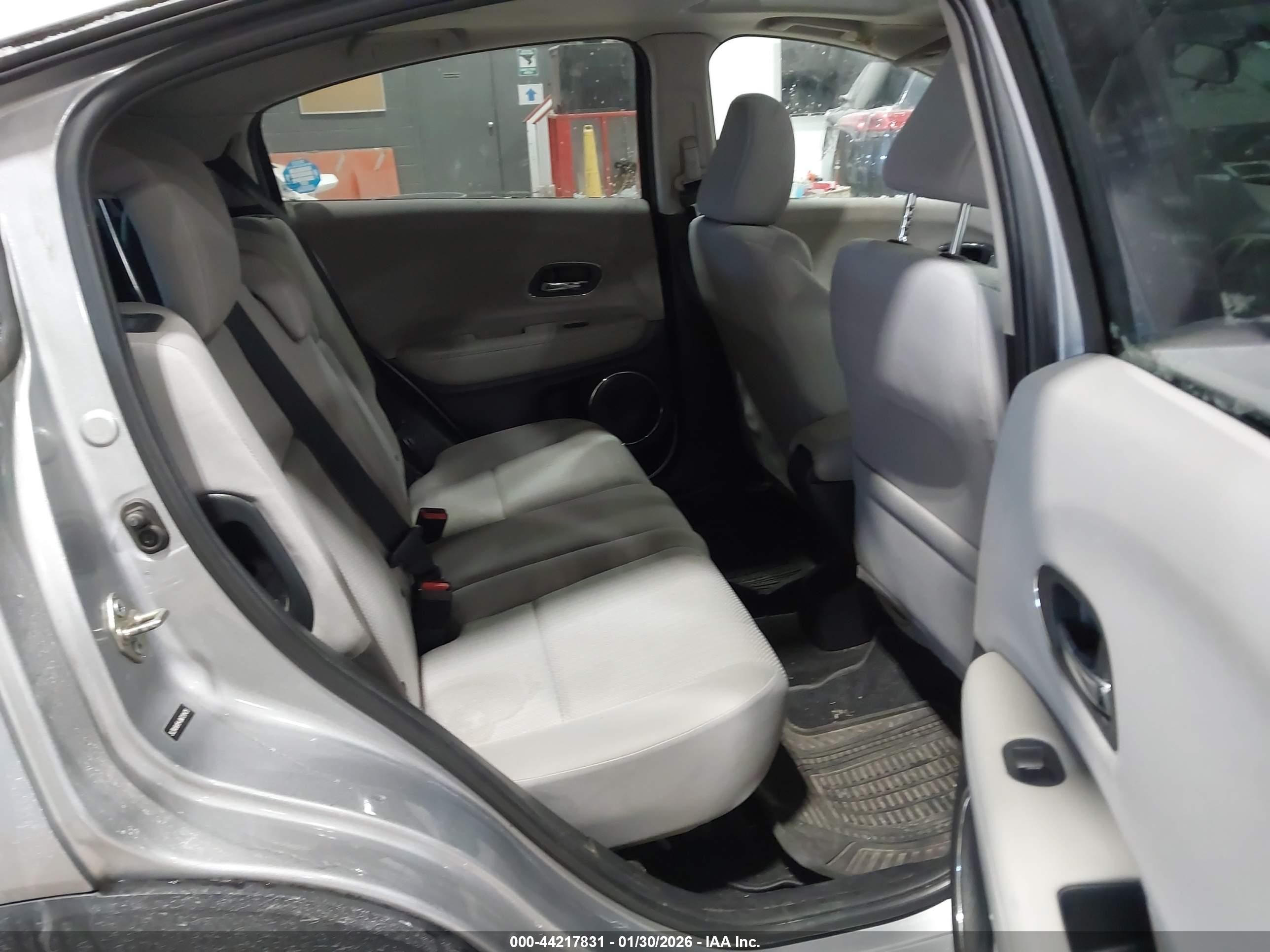 HONDA HR-V image 8