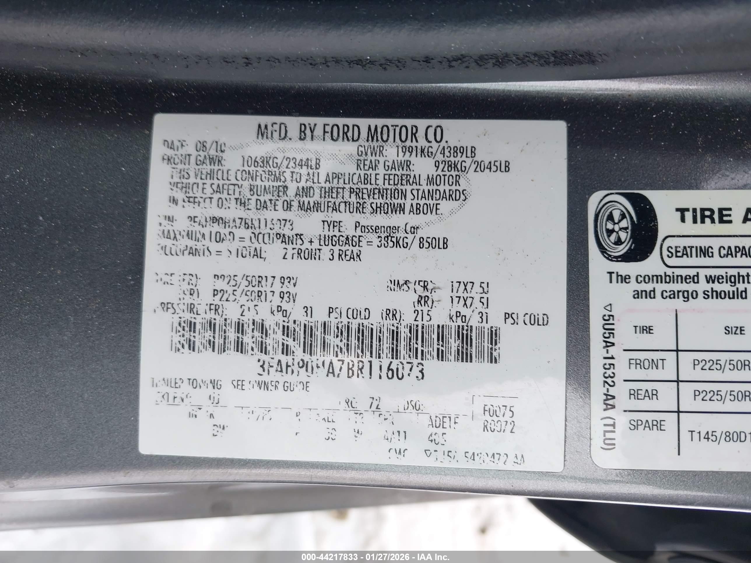 FORD FUSION image 9