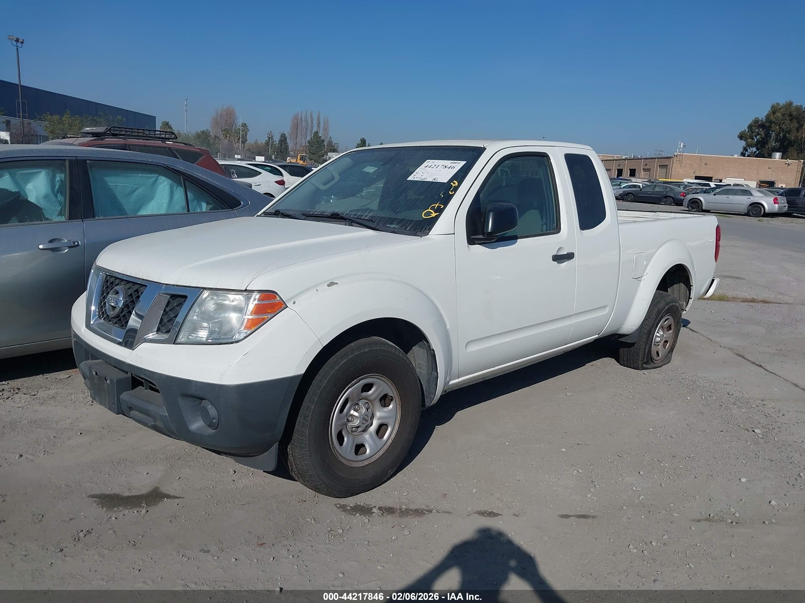 NISSAN FRONTIER image 2