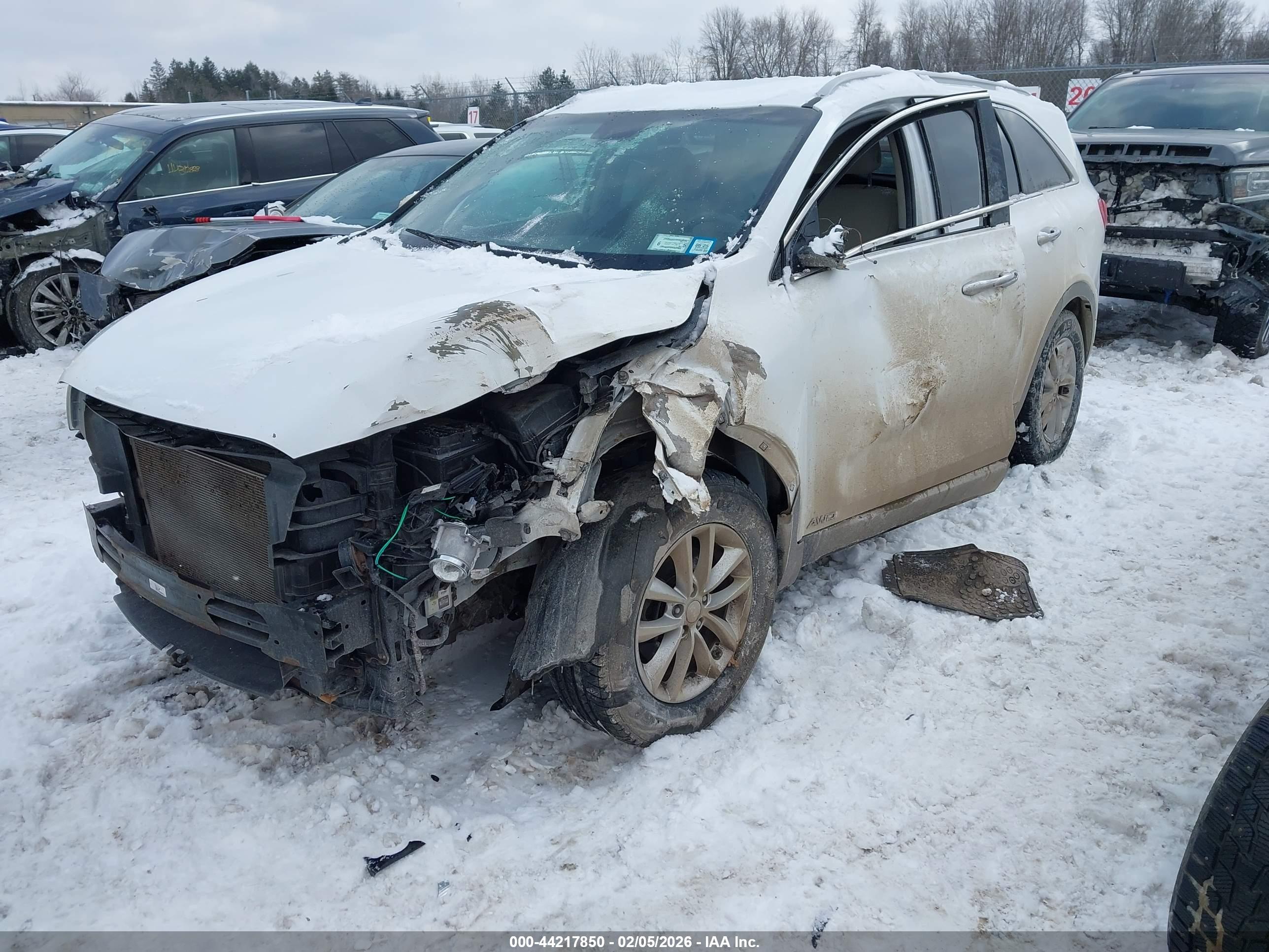 KIA SORENTO image 2