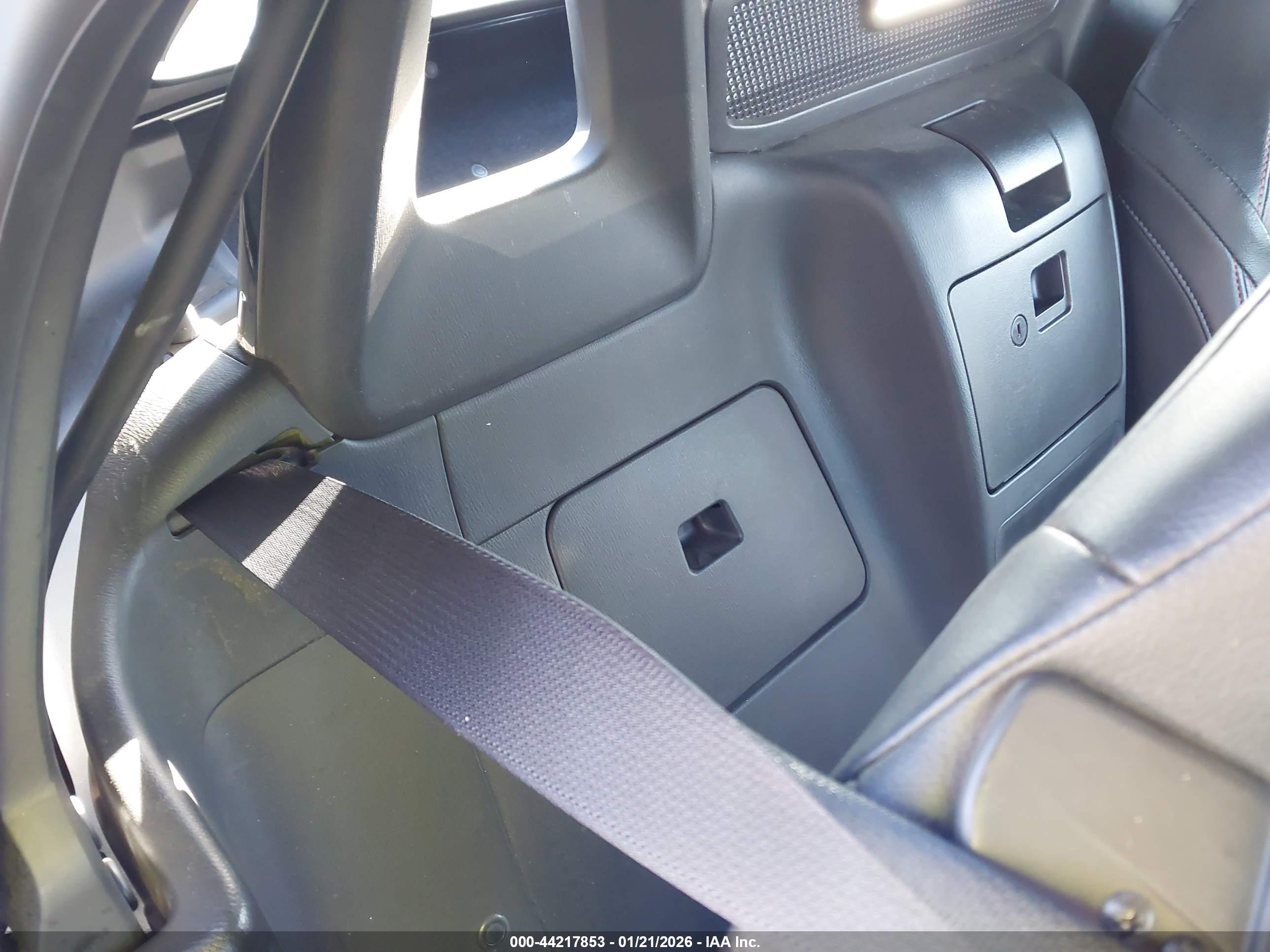 FIAT 124 image 8