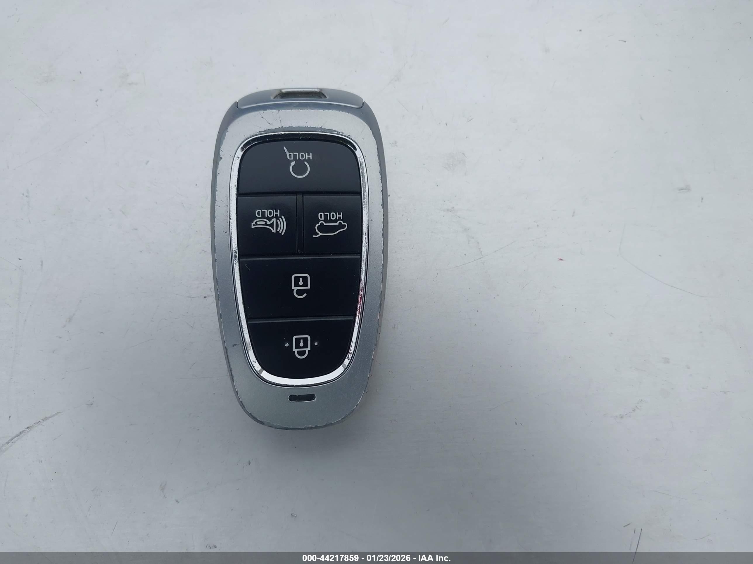 HYUNDAI TUCSON image 11