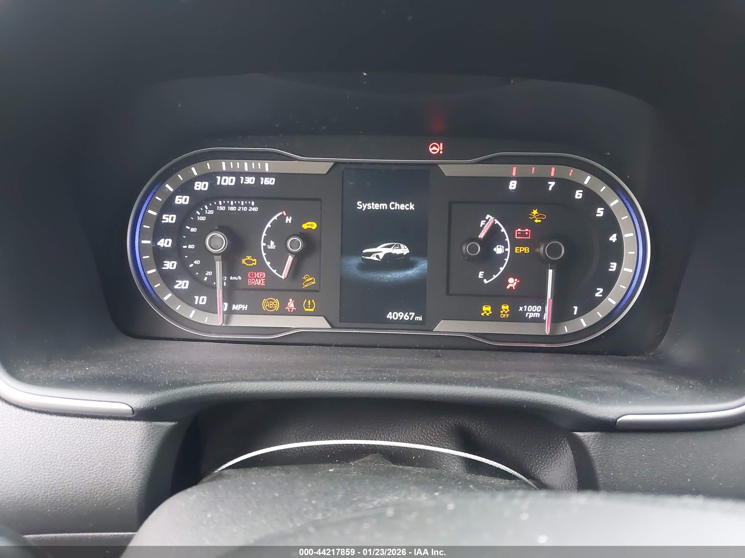 HYUNDAI TUCSON image 7