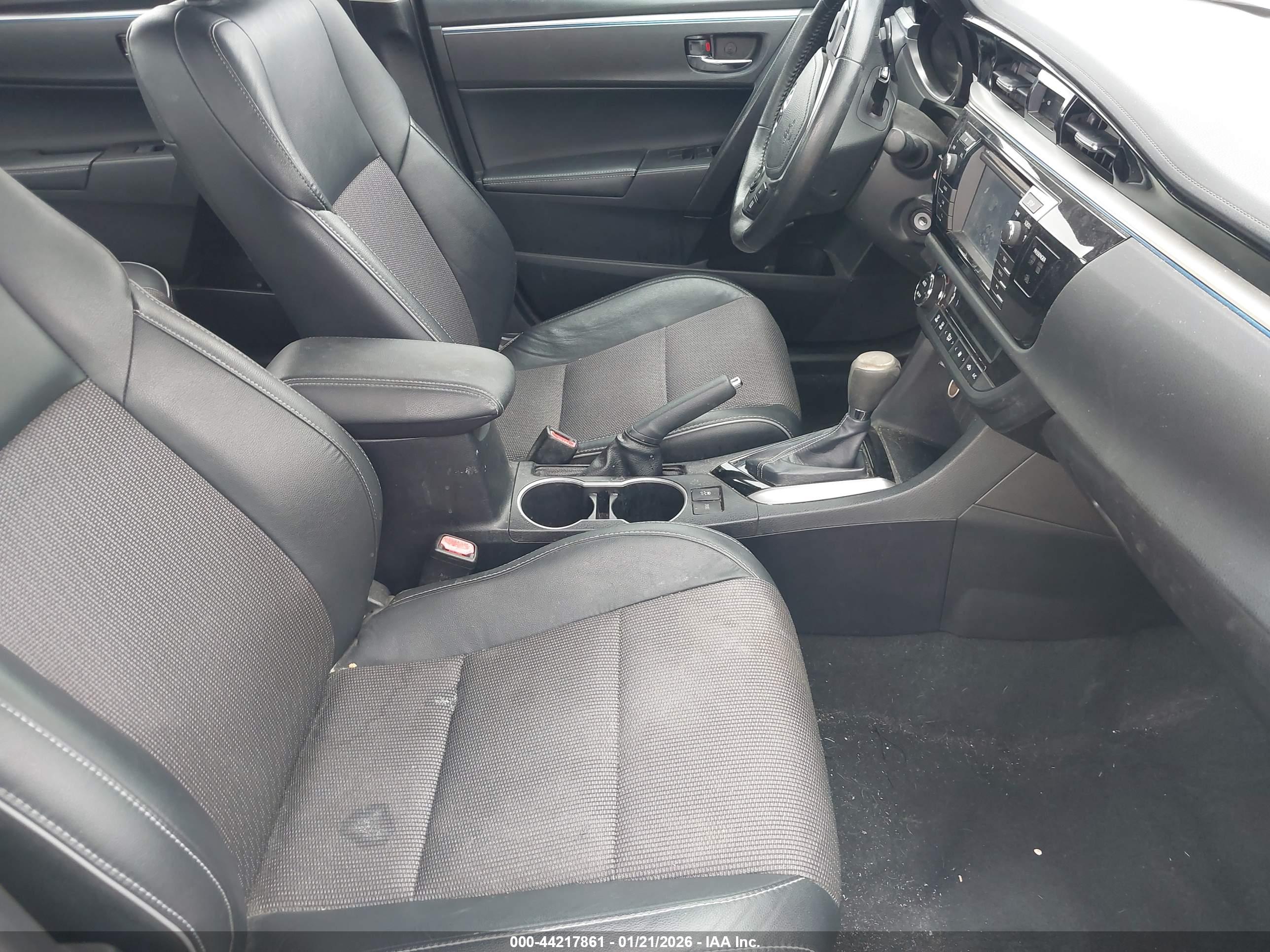 TOYOTA COROLLA image 5
