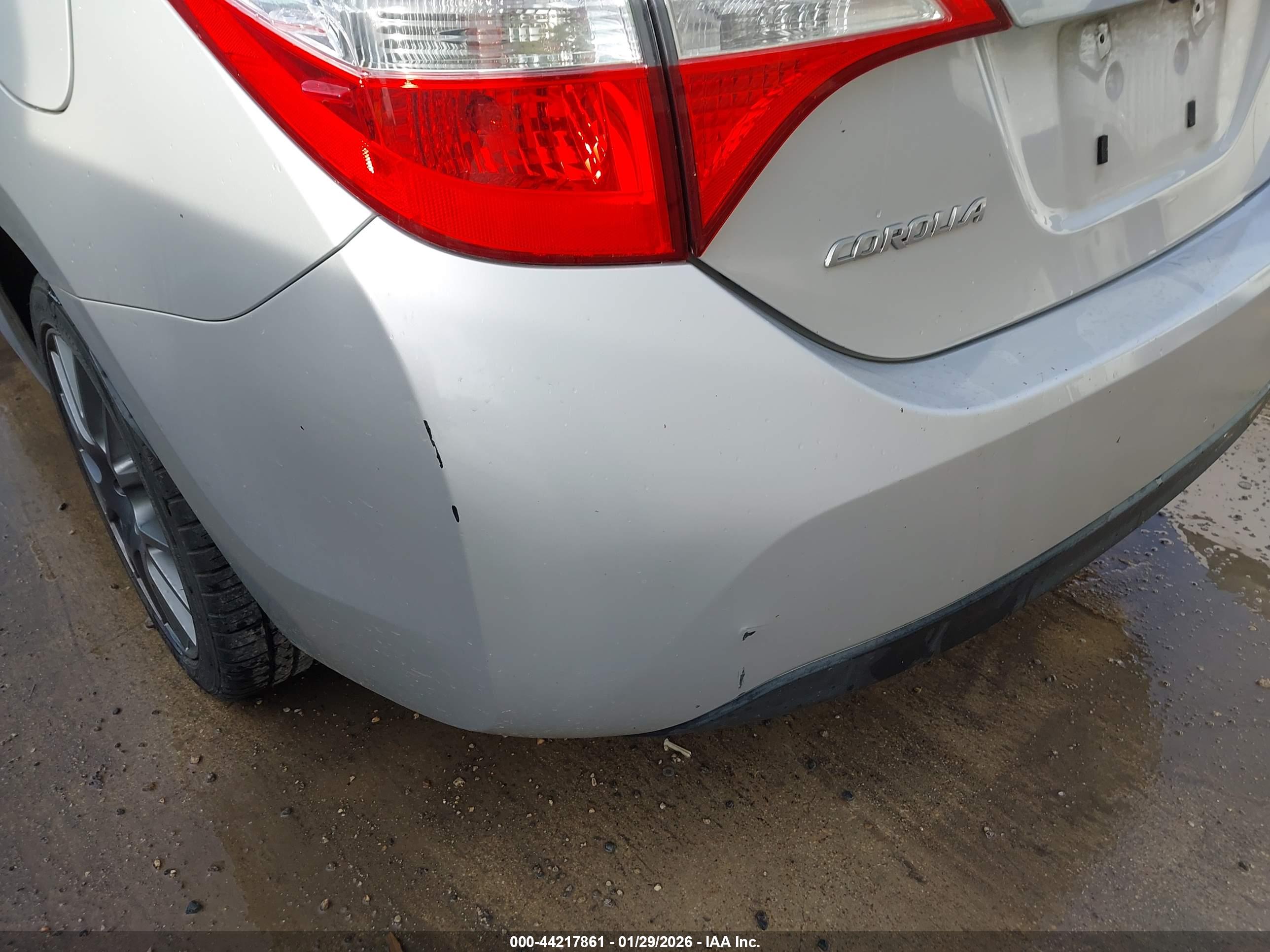 TOYOTA COROLLA image 6