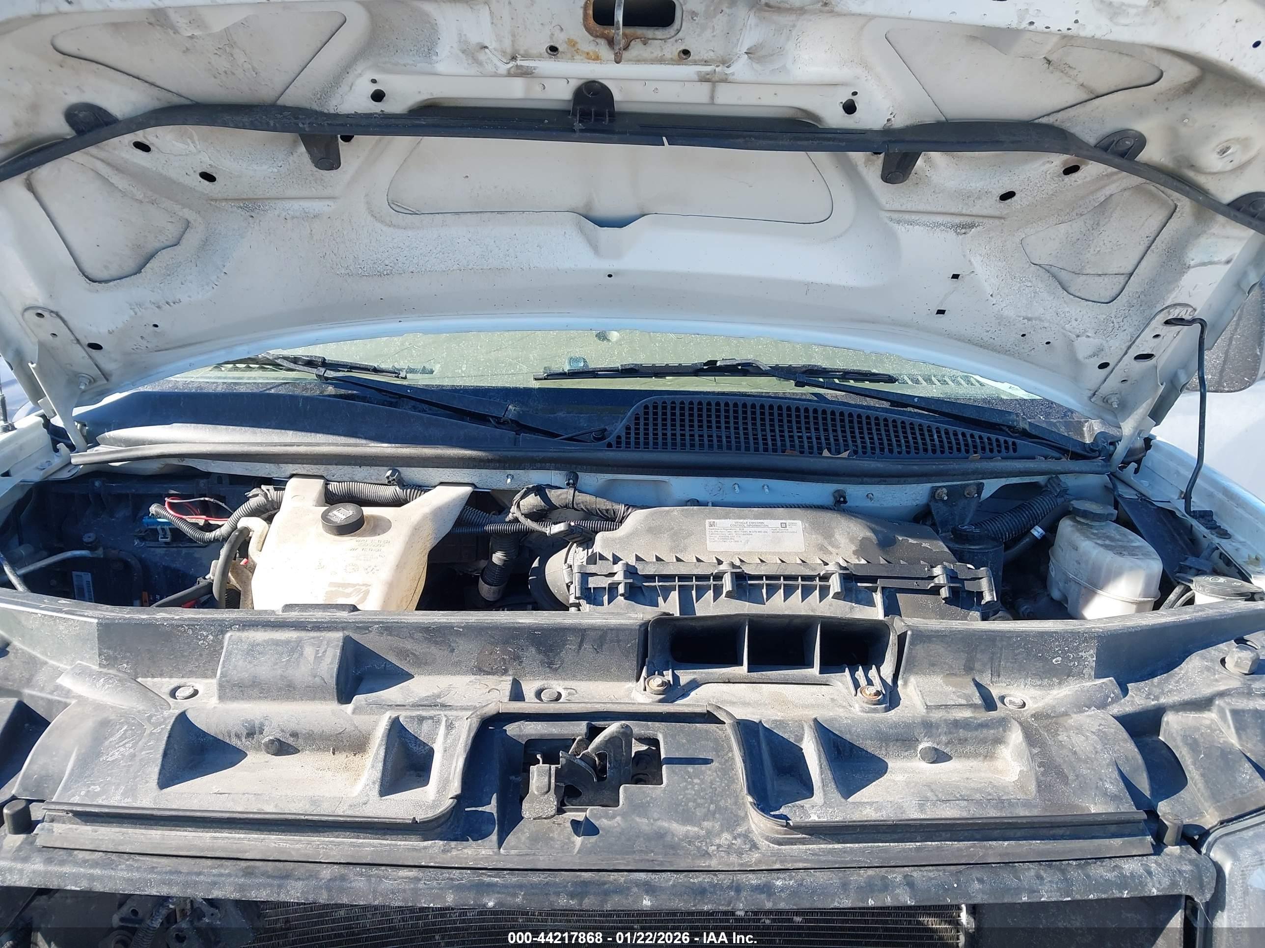 CHEVROLET EXPRESS image 10