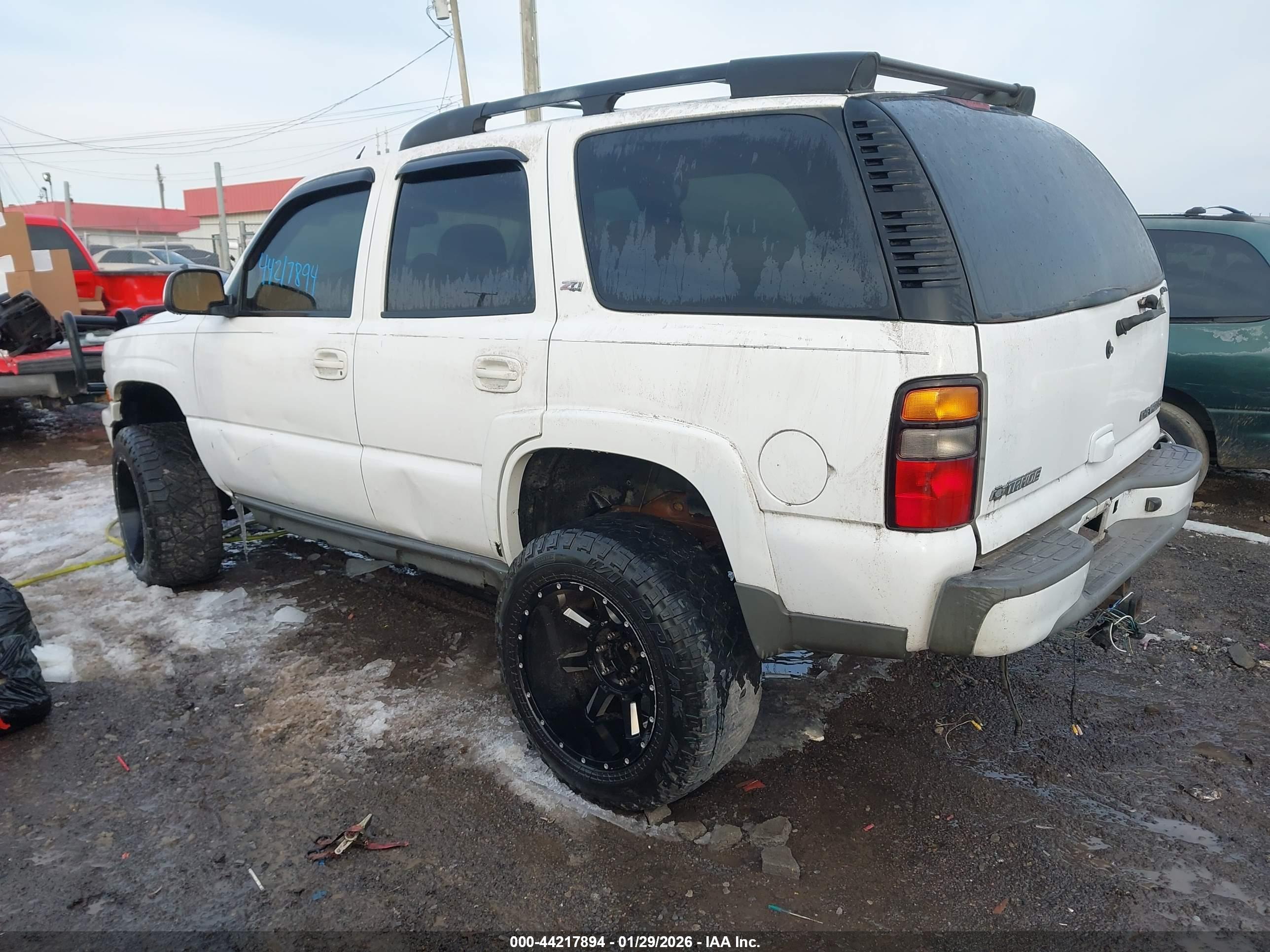 CHEVROLET TAHOE image 3