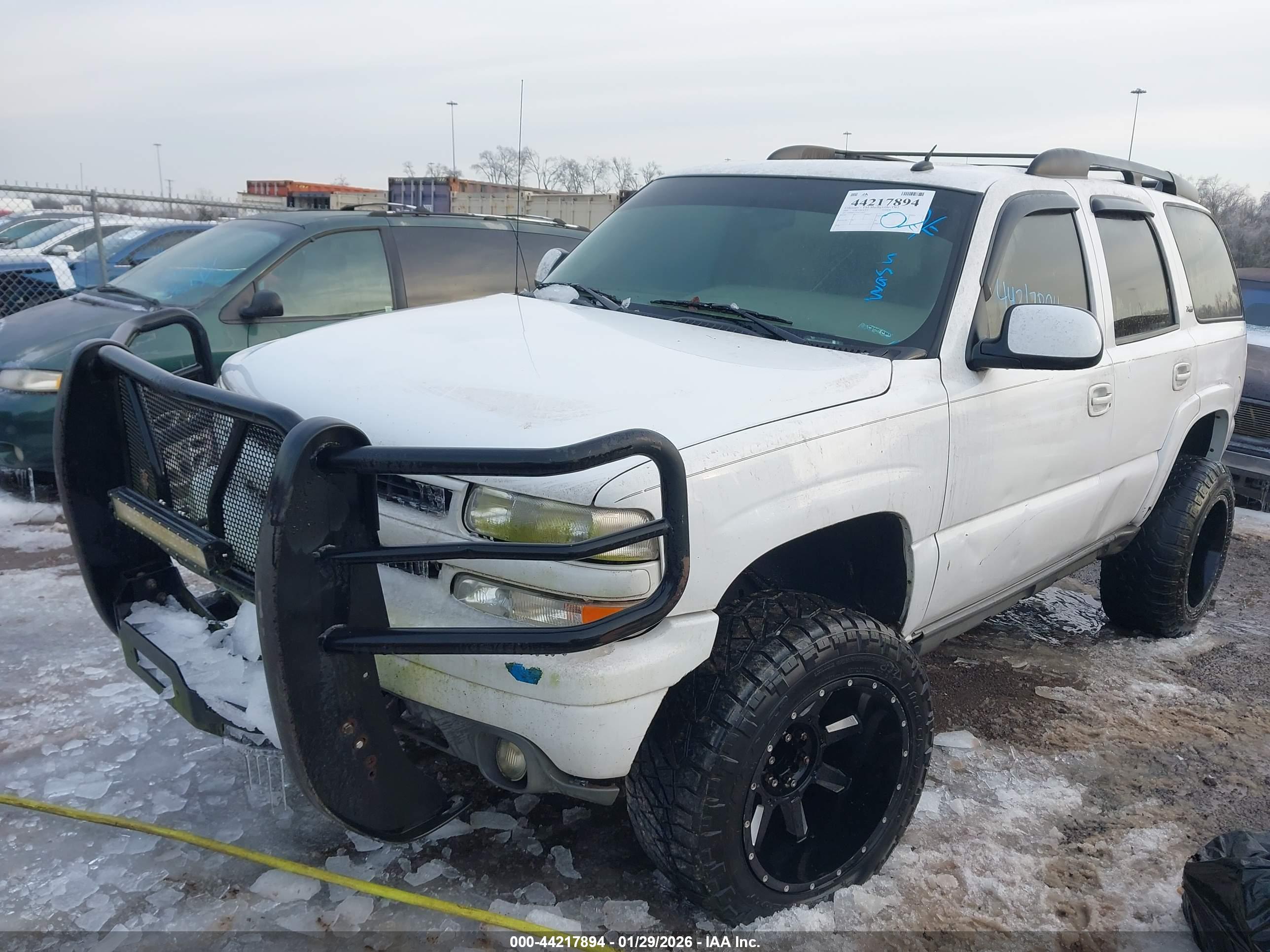 CHEVROLET TAHOE image 6