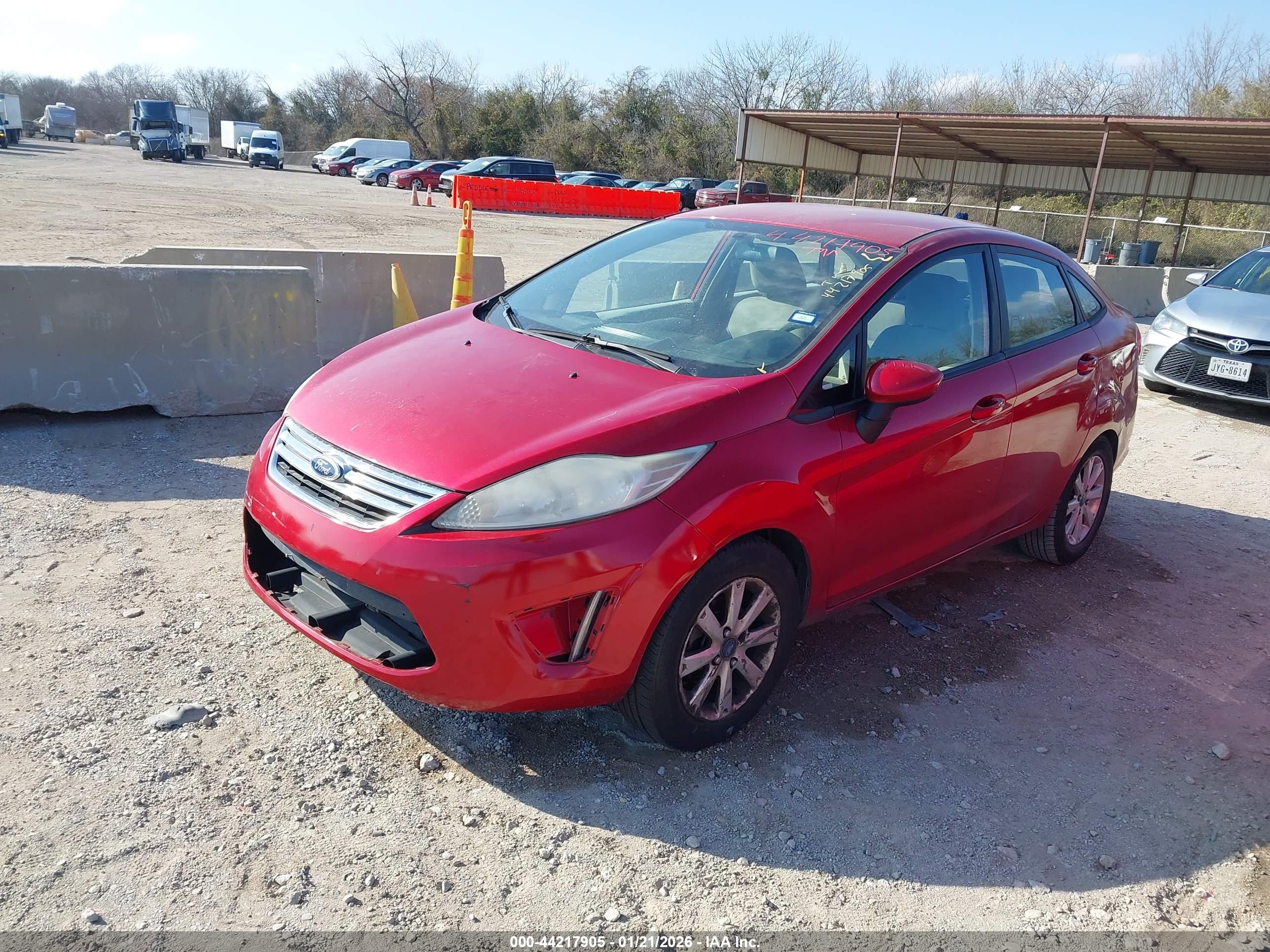 FORD FIESTA image 2