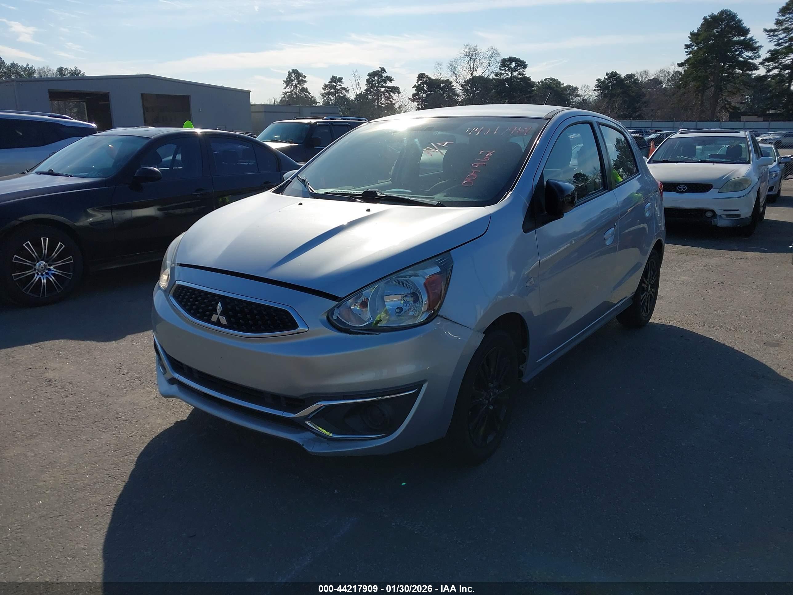 MITSUBISHI MIRAGE image 2