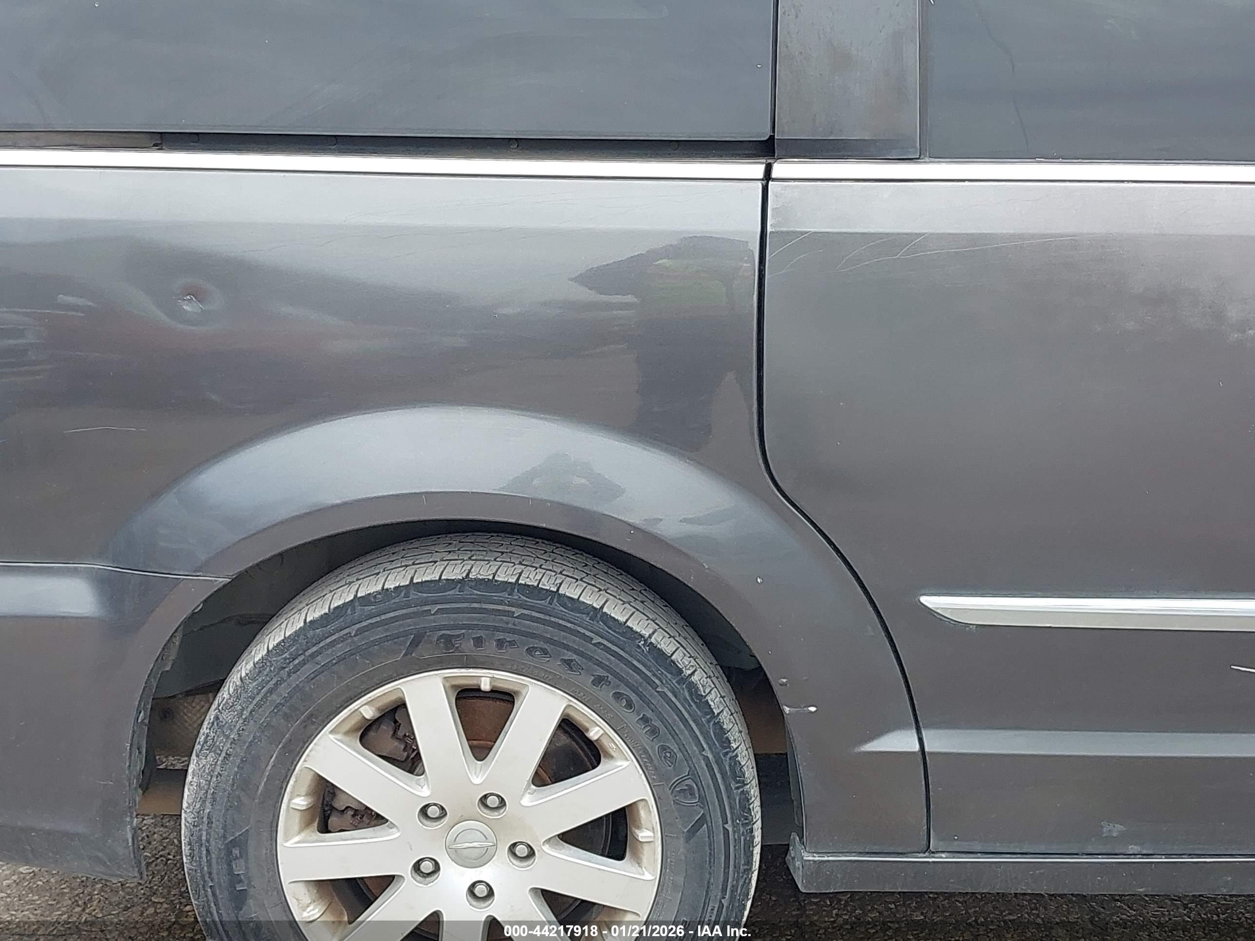 CHRYSLER TOWN image 6
