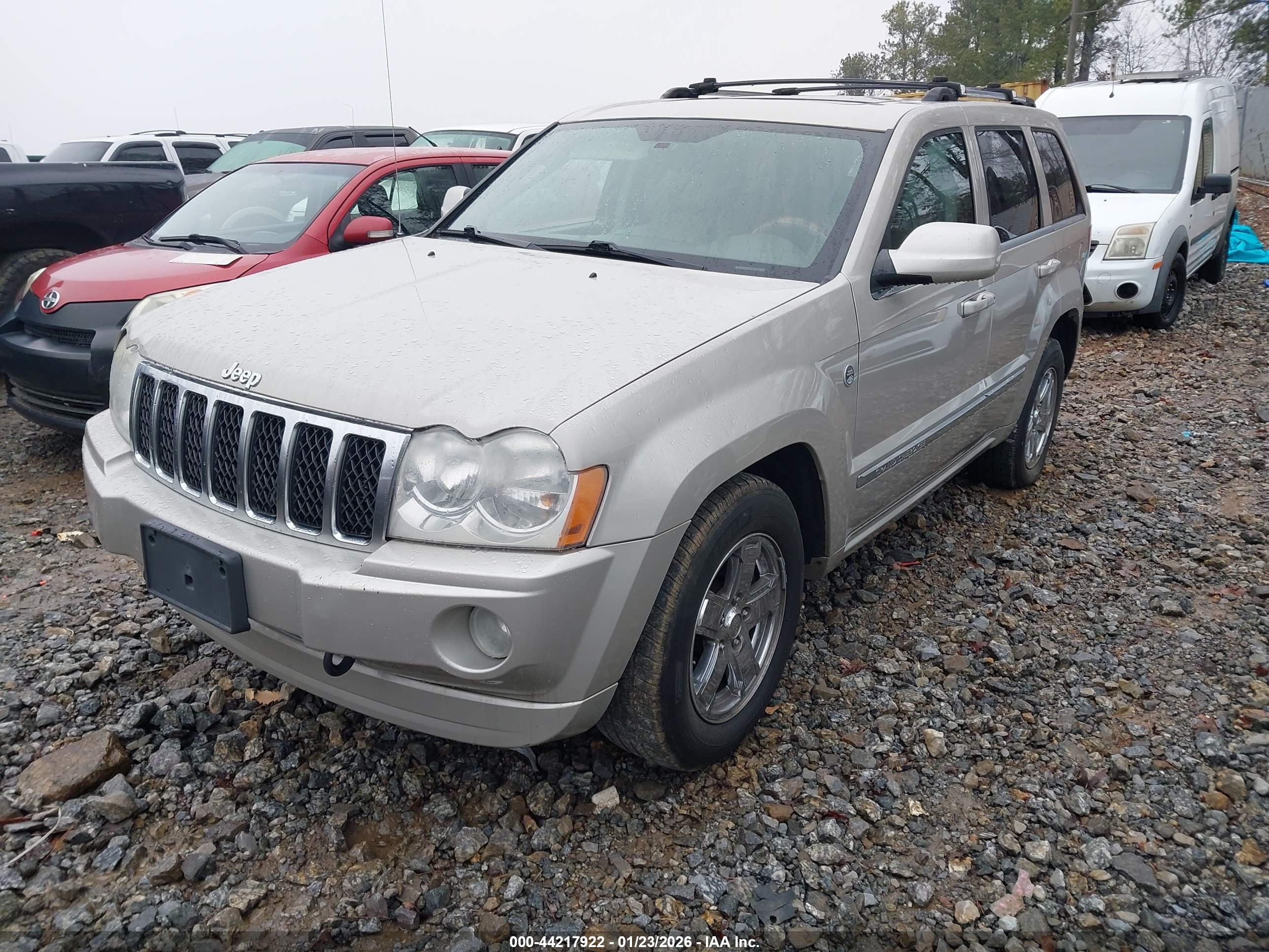 JEEP GRAND image 2