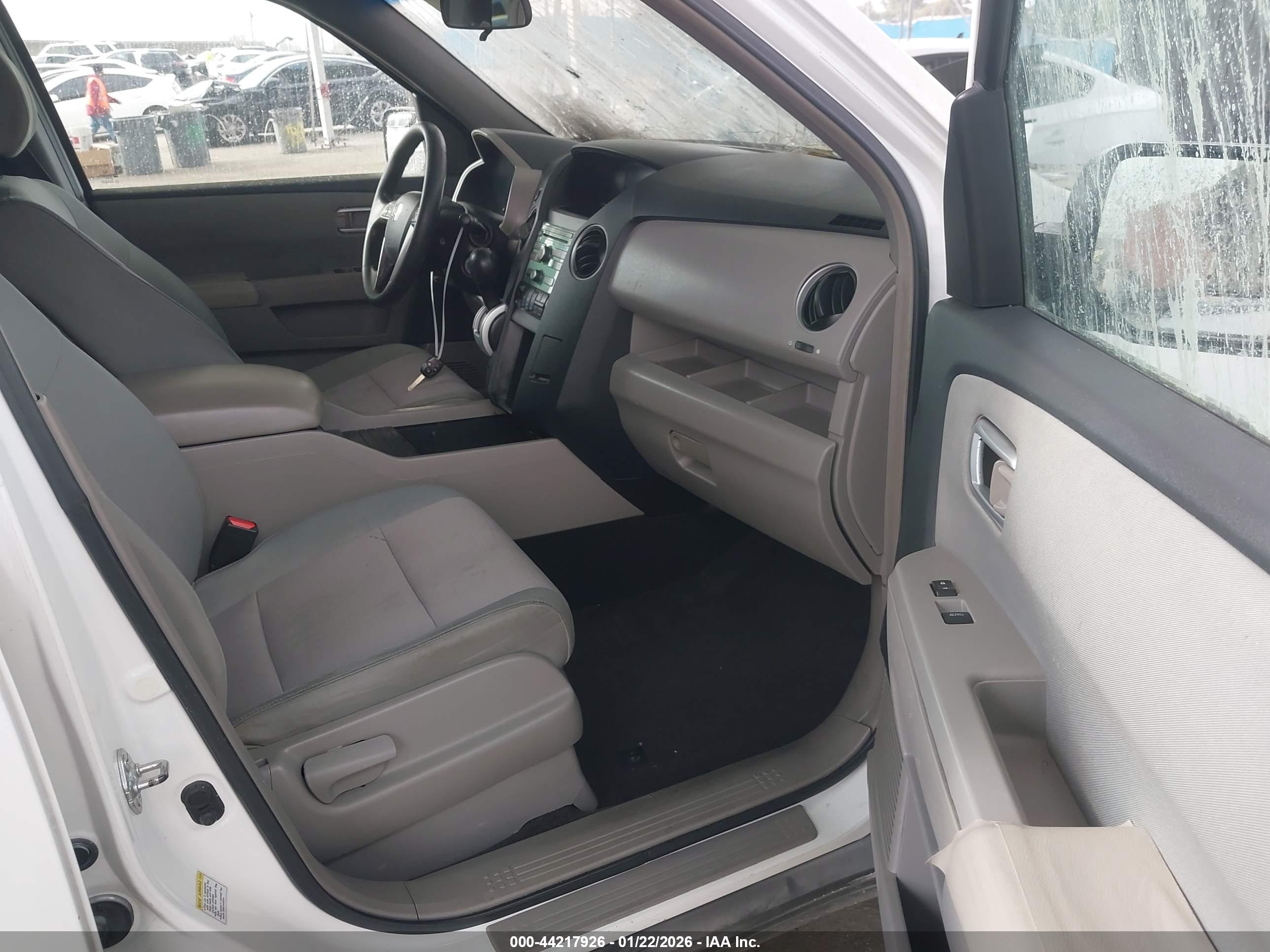 HONDA PILOT image 5