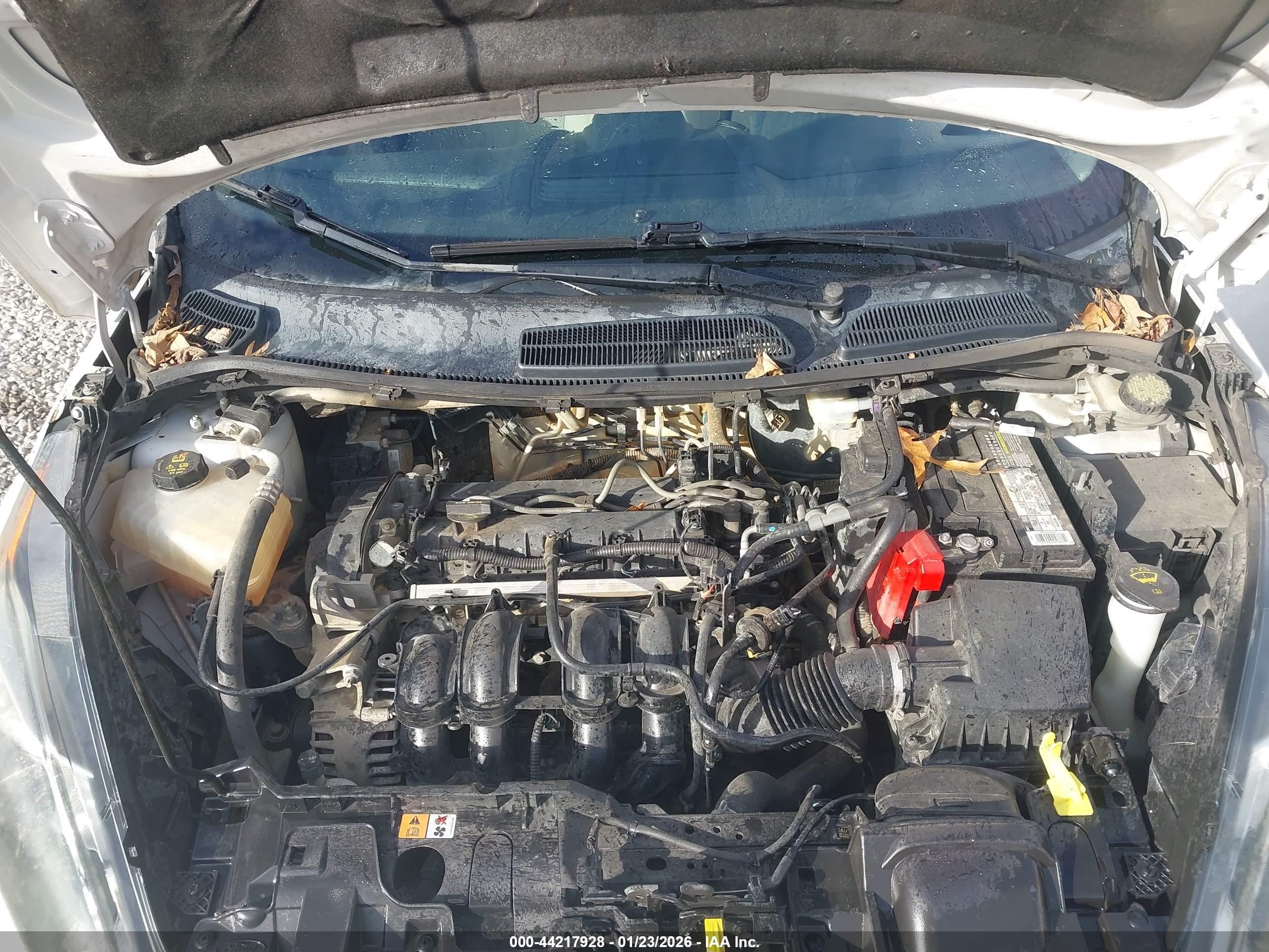 FORD FIESTA image 10