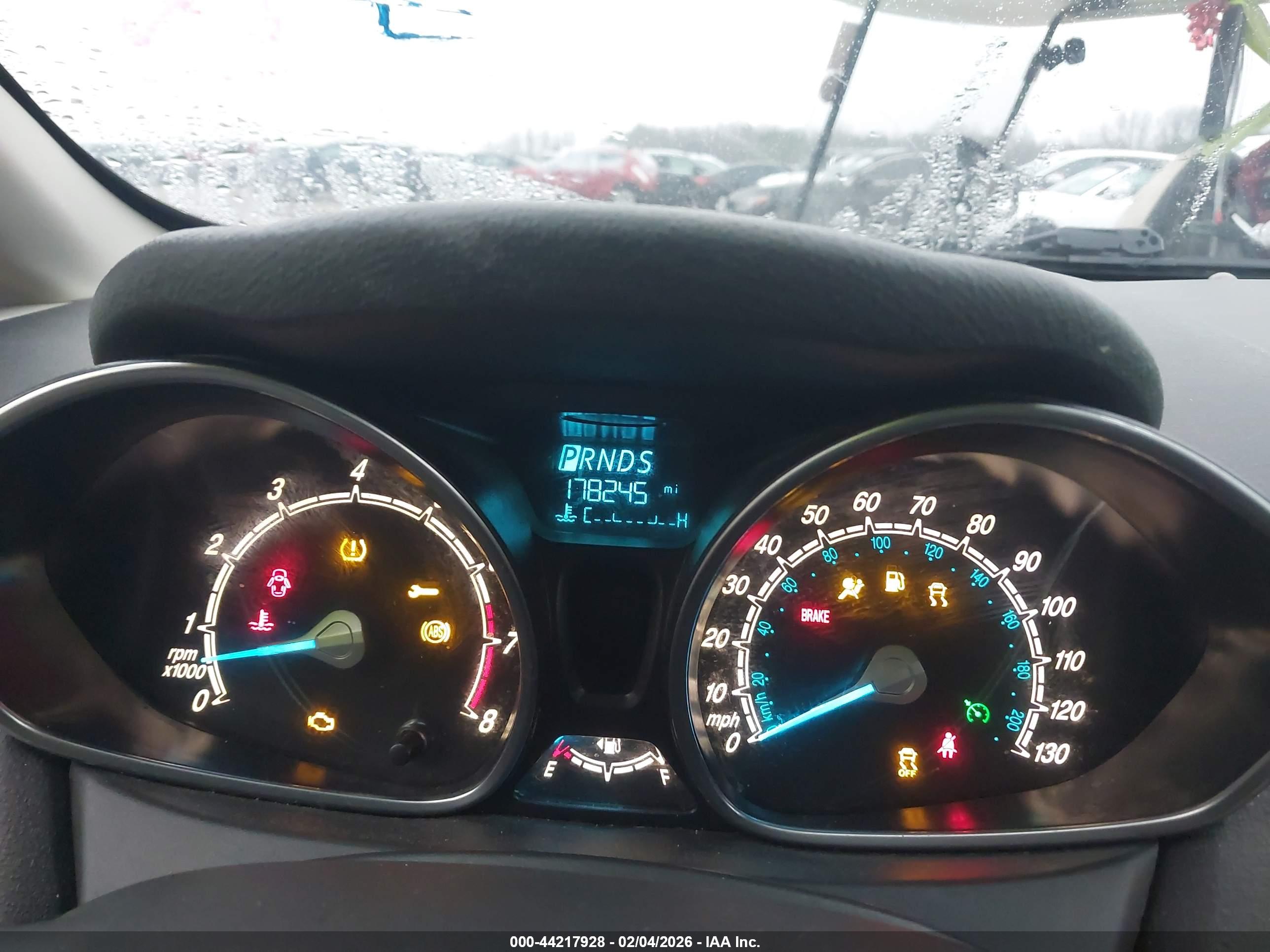 FORD FIESTA image 7