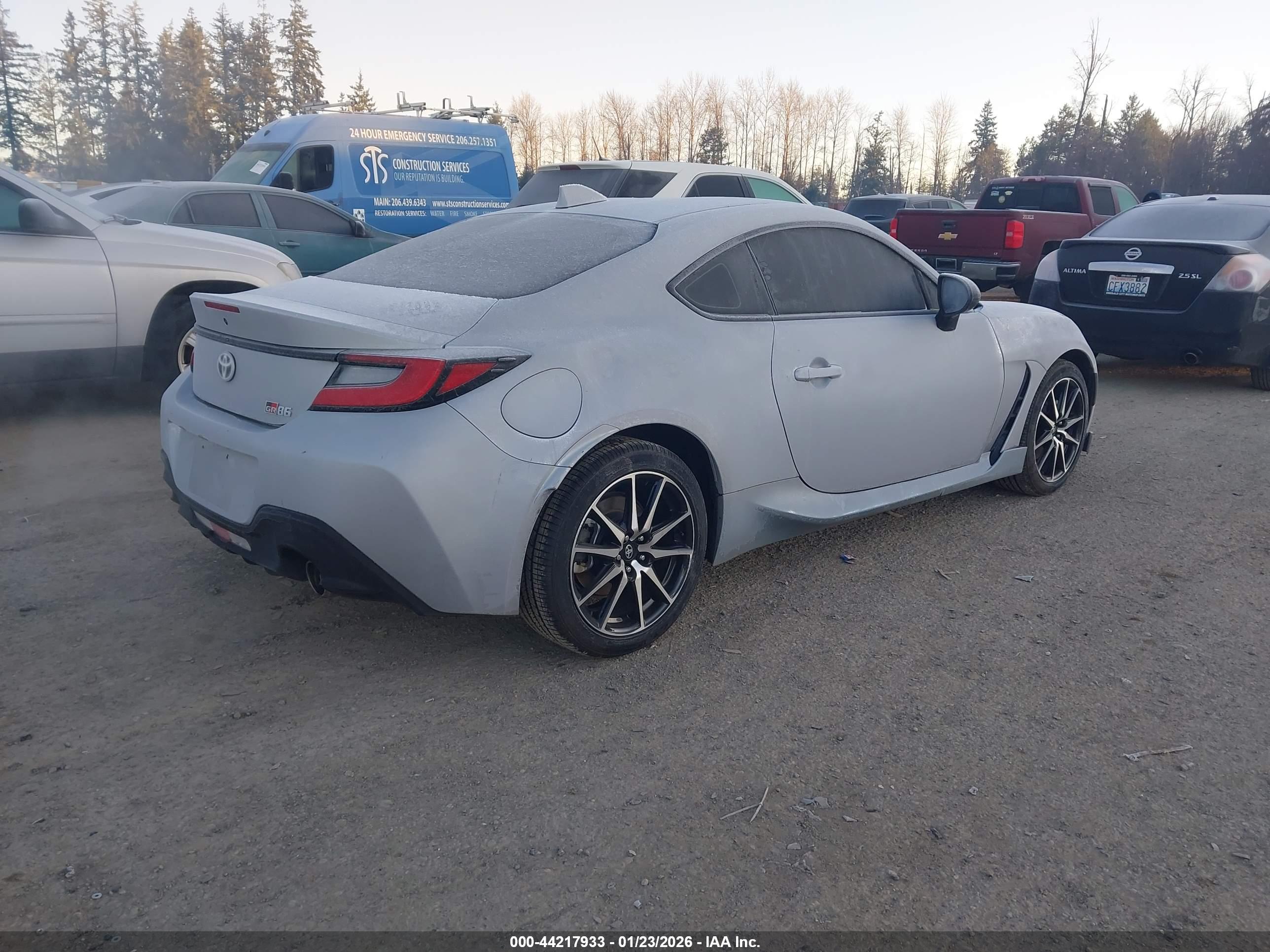 TOYOTA GR86 image 4