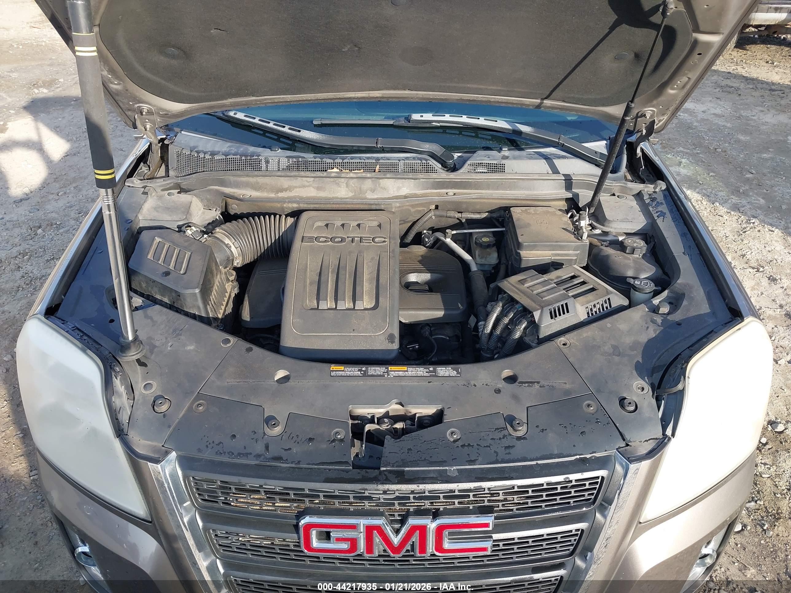 GMC TERRAIN image 10