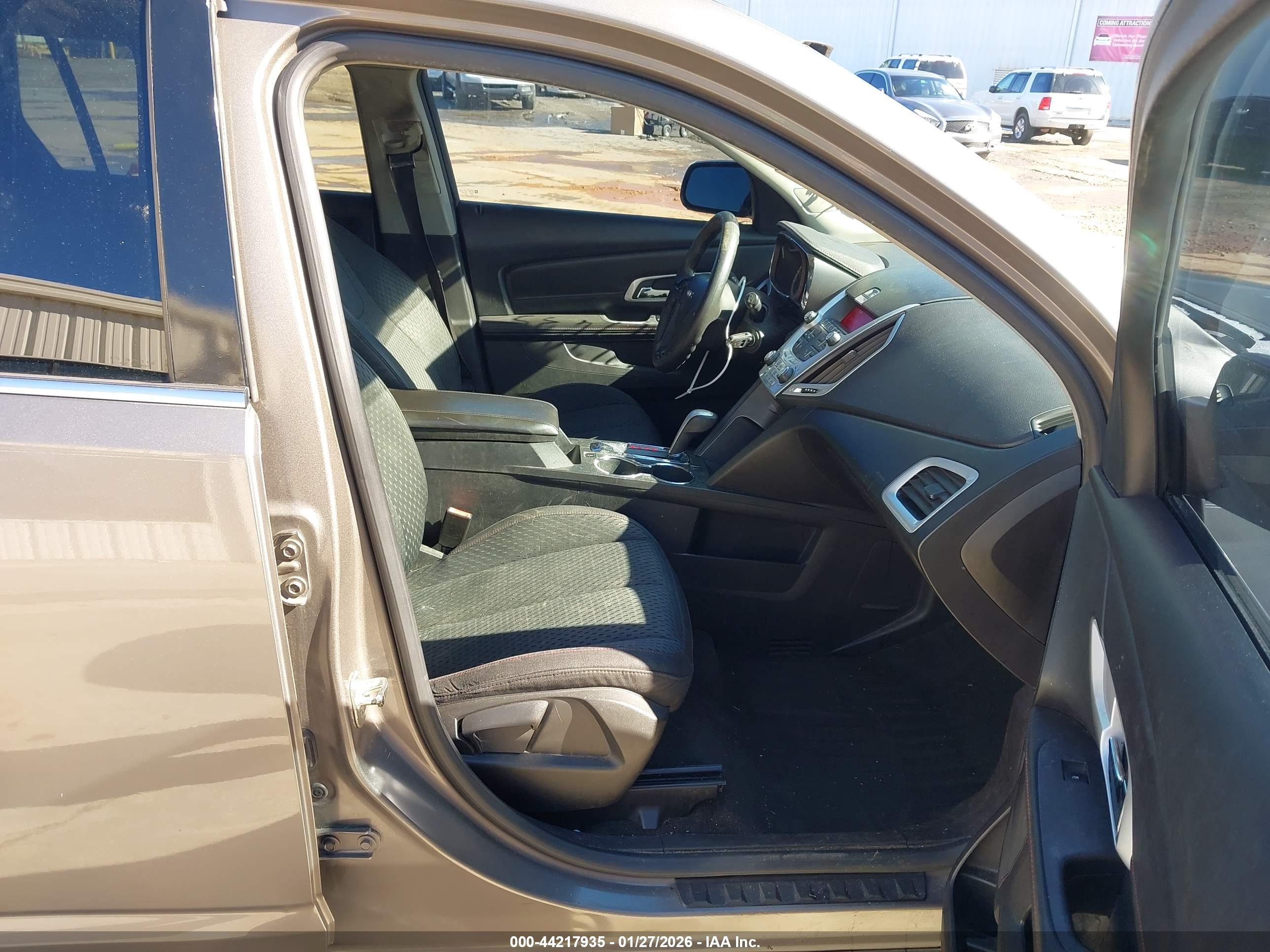 GMC TERRAIN image 5