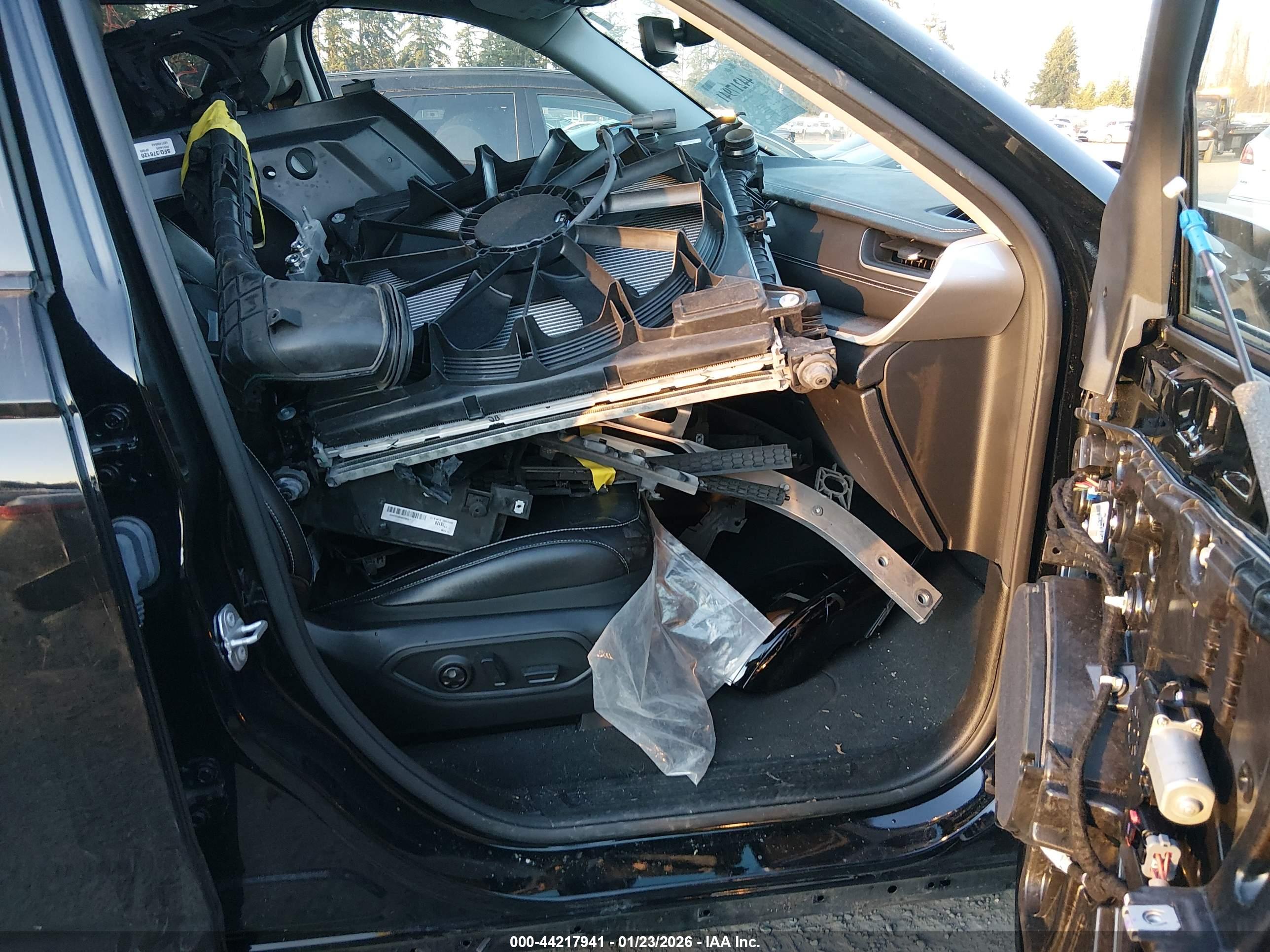 JEEP GRAND image 5