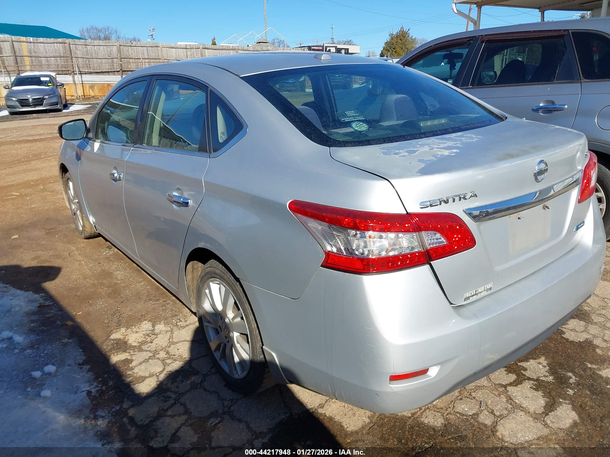 NISSAN SENTRA image 3