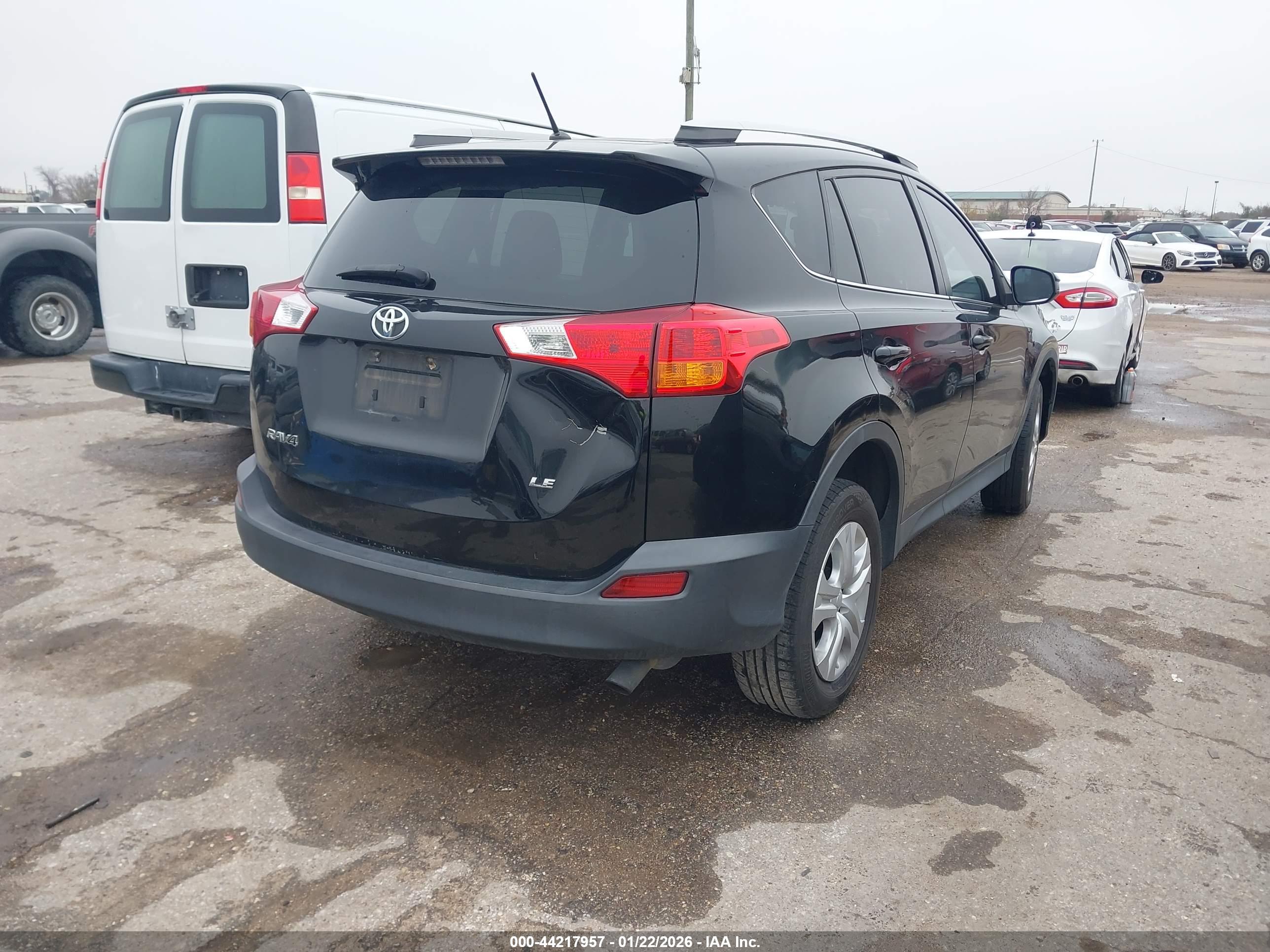 TOYOTA RAV4 image 4