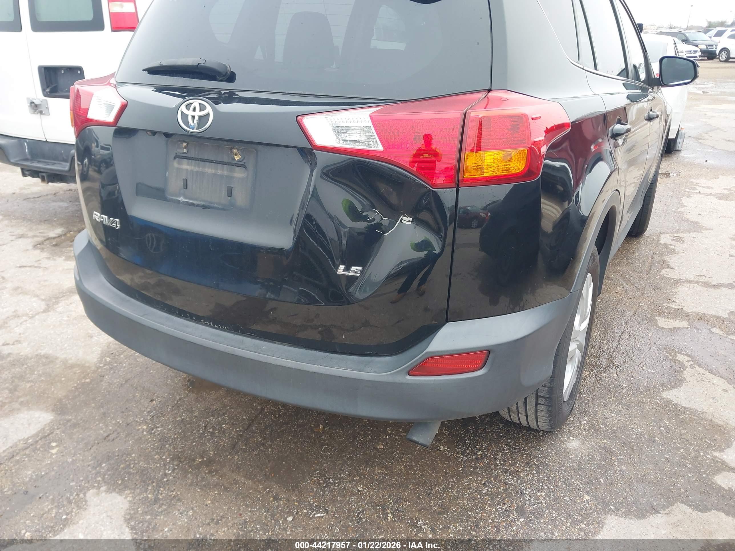 TOYOTA RAV4 image 6
