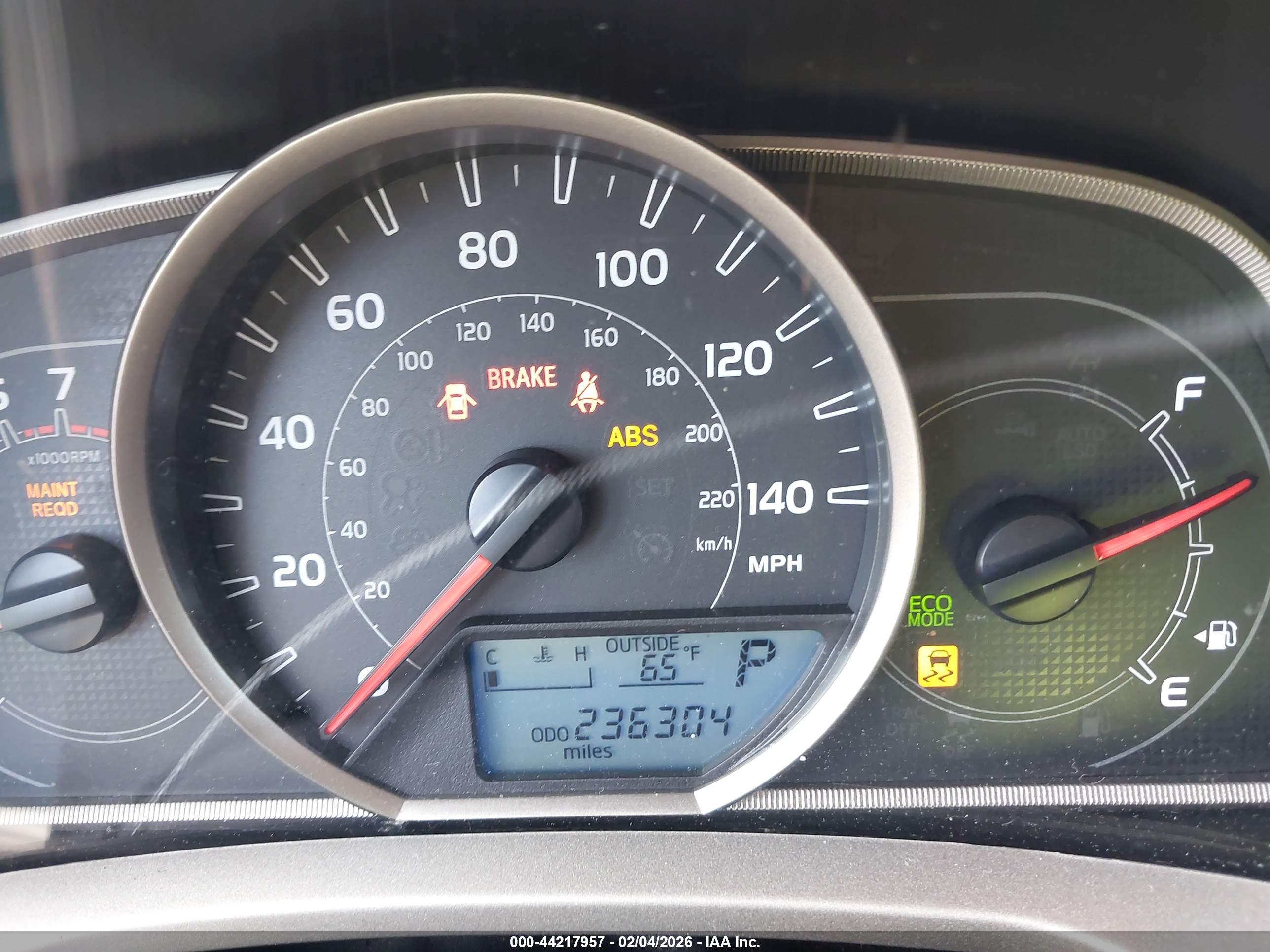 TOYOTA RAV4 image 7