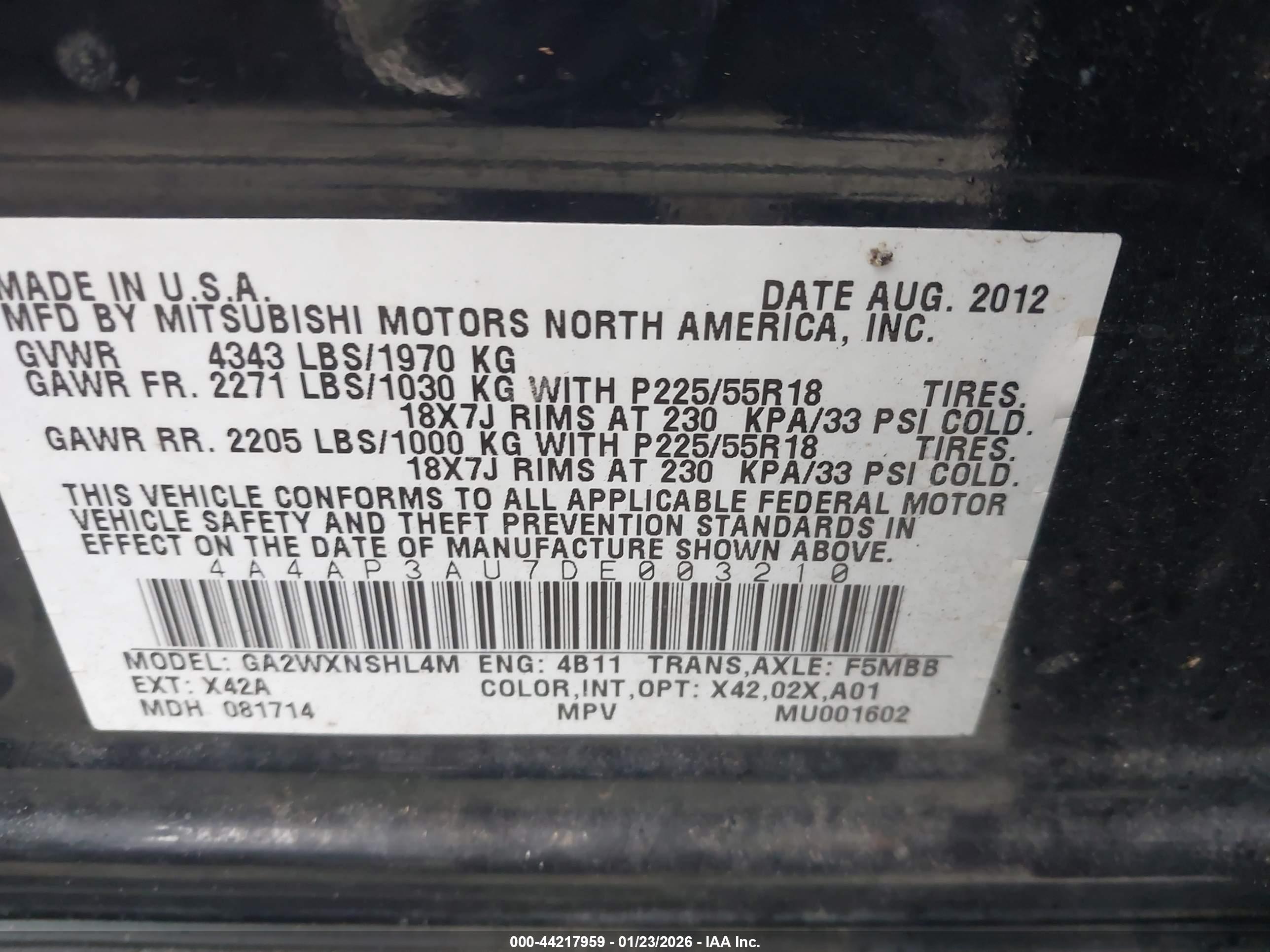 MITSUBISHI OUTLANDER image 9