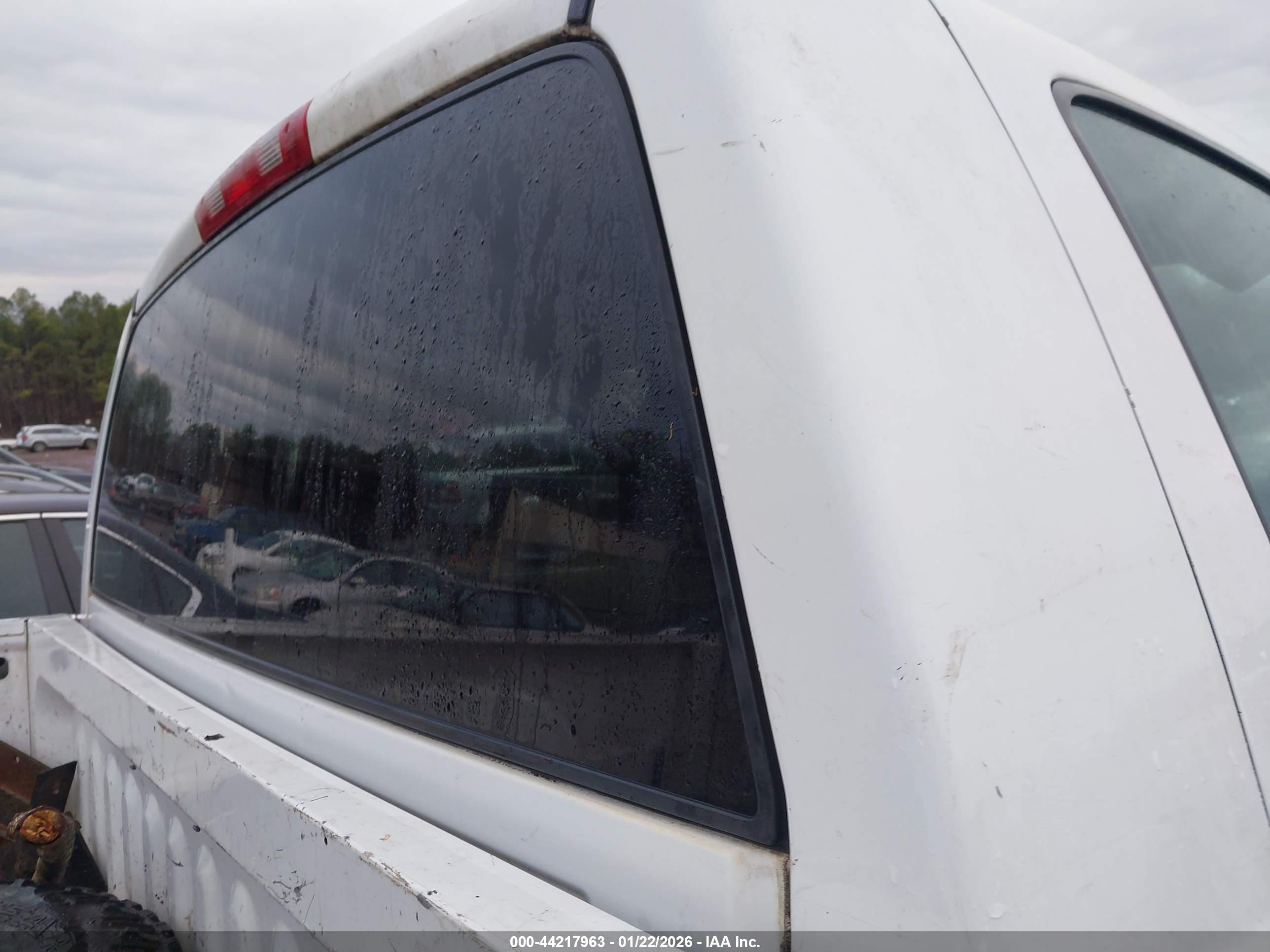 DODGE RAM image 8