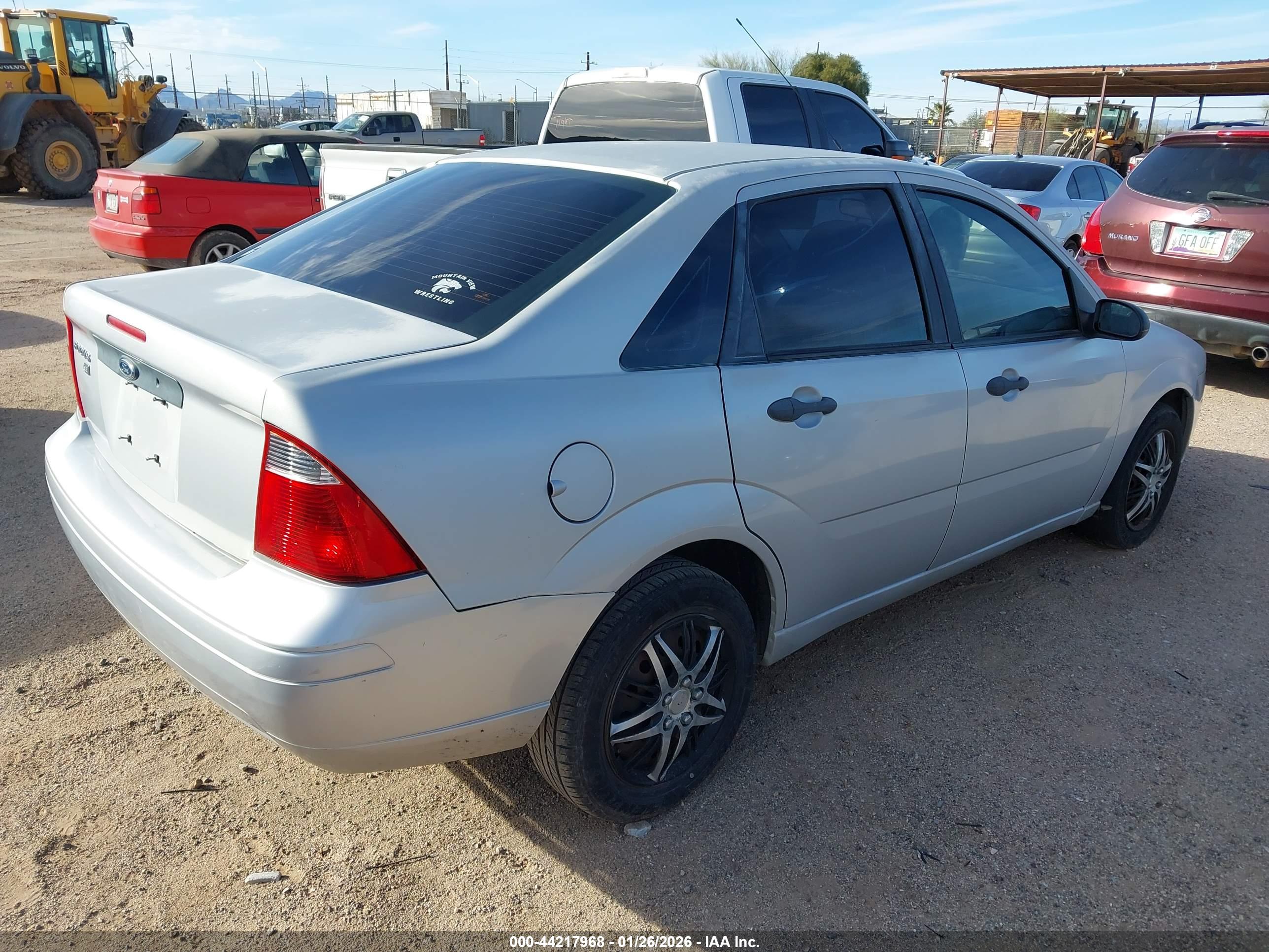 FORD FOCUS image 4
