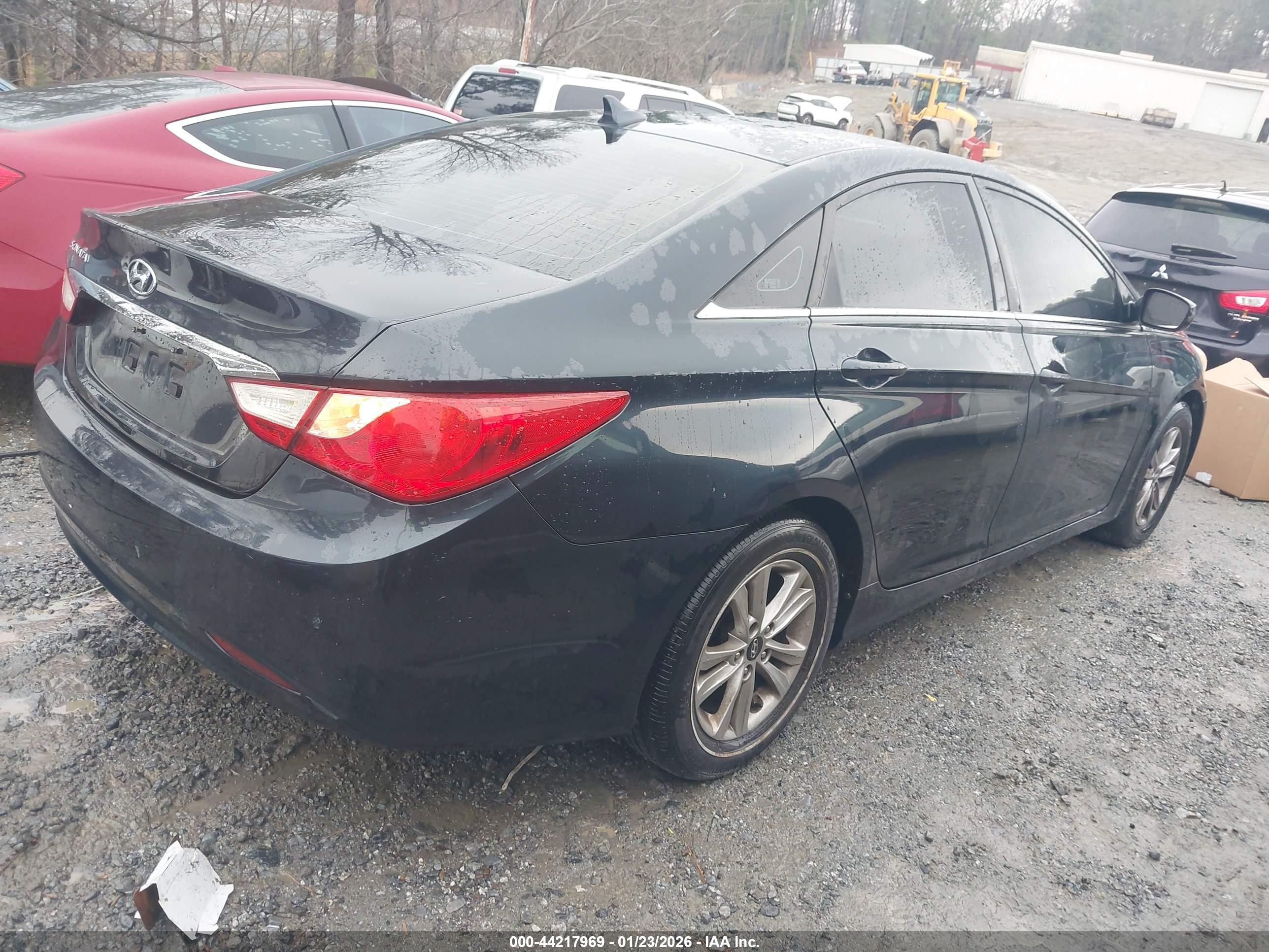HYUNDAI SONATA image 4