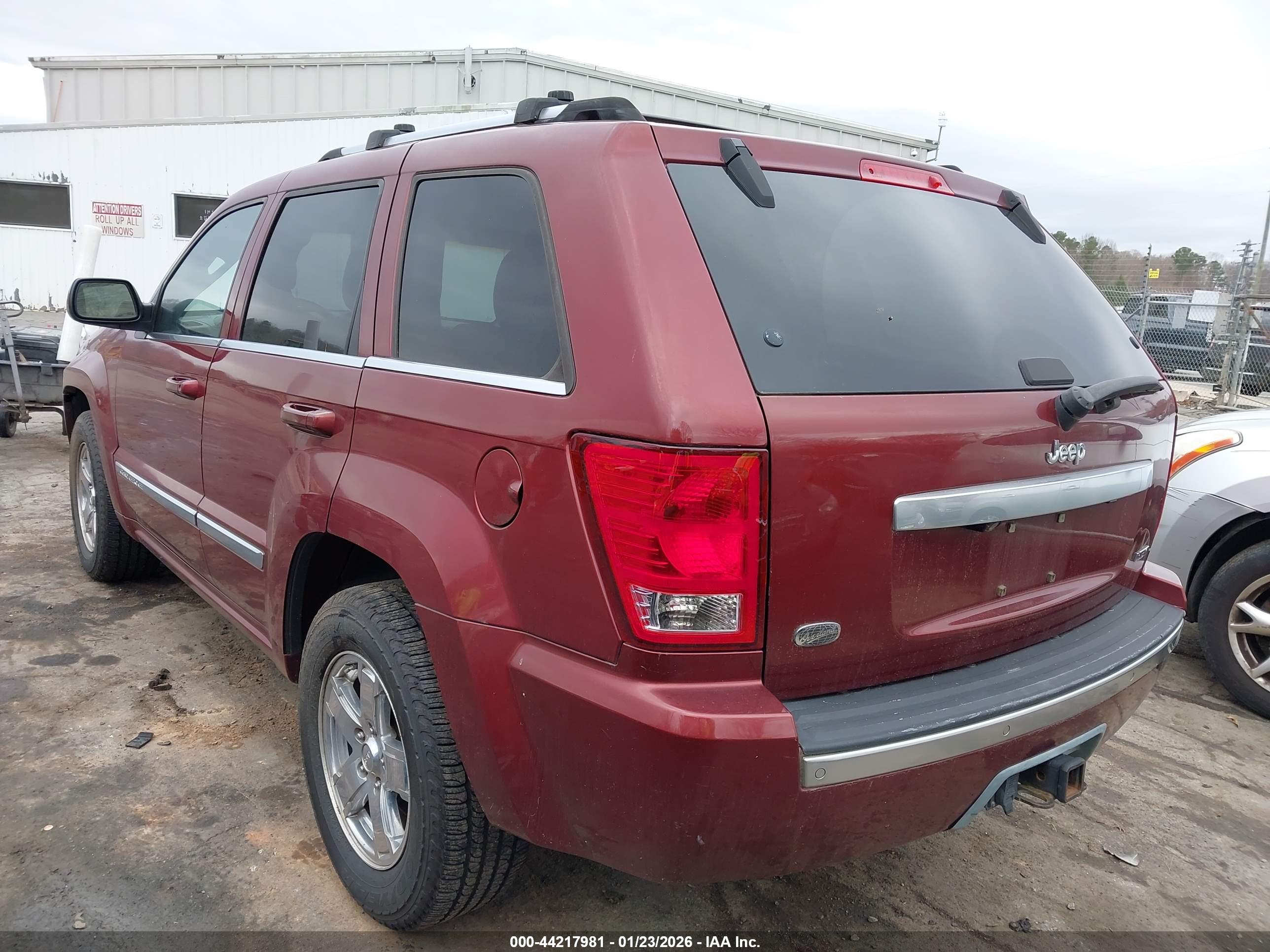 JEEP GRAND image 3