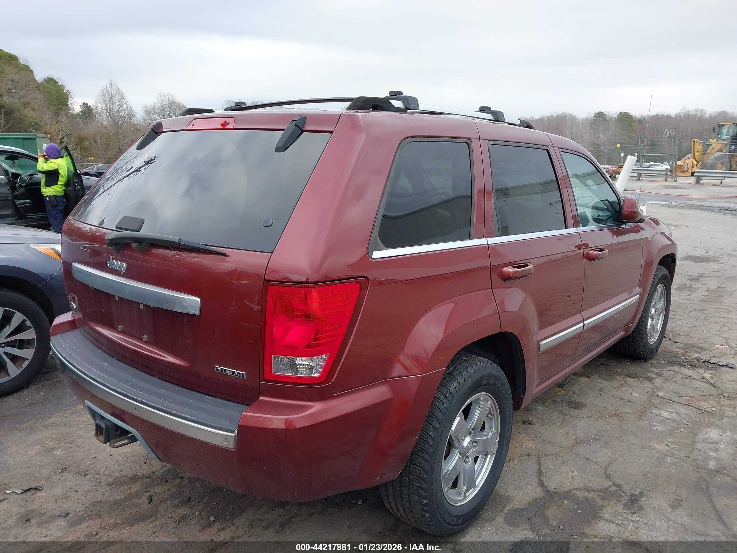 JEEP GRAND image 4