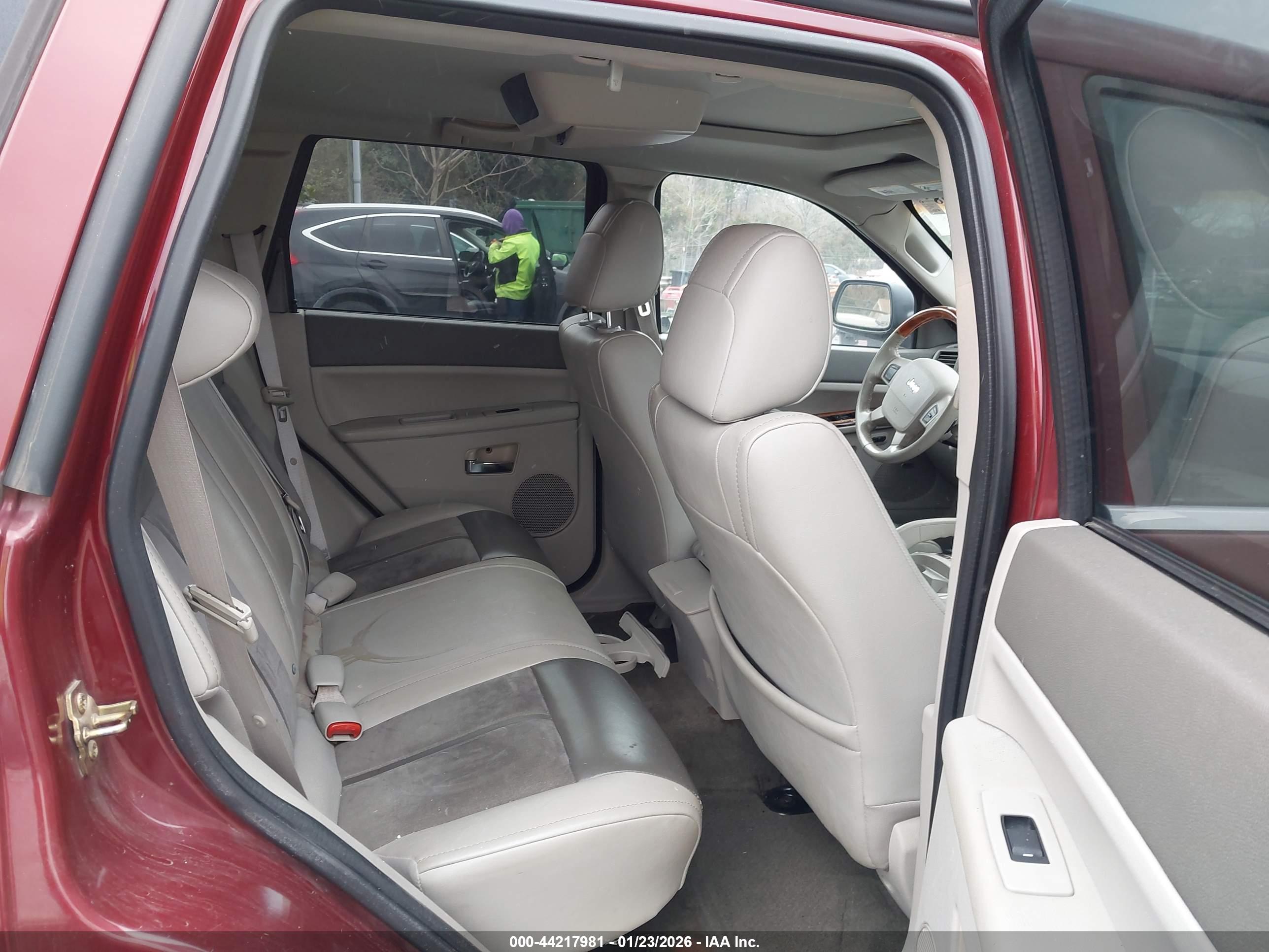 JEEP GRAND image 8