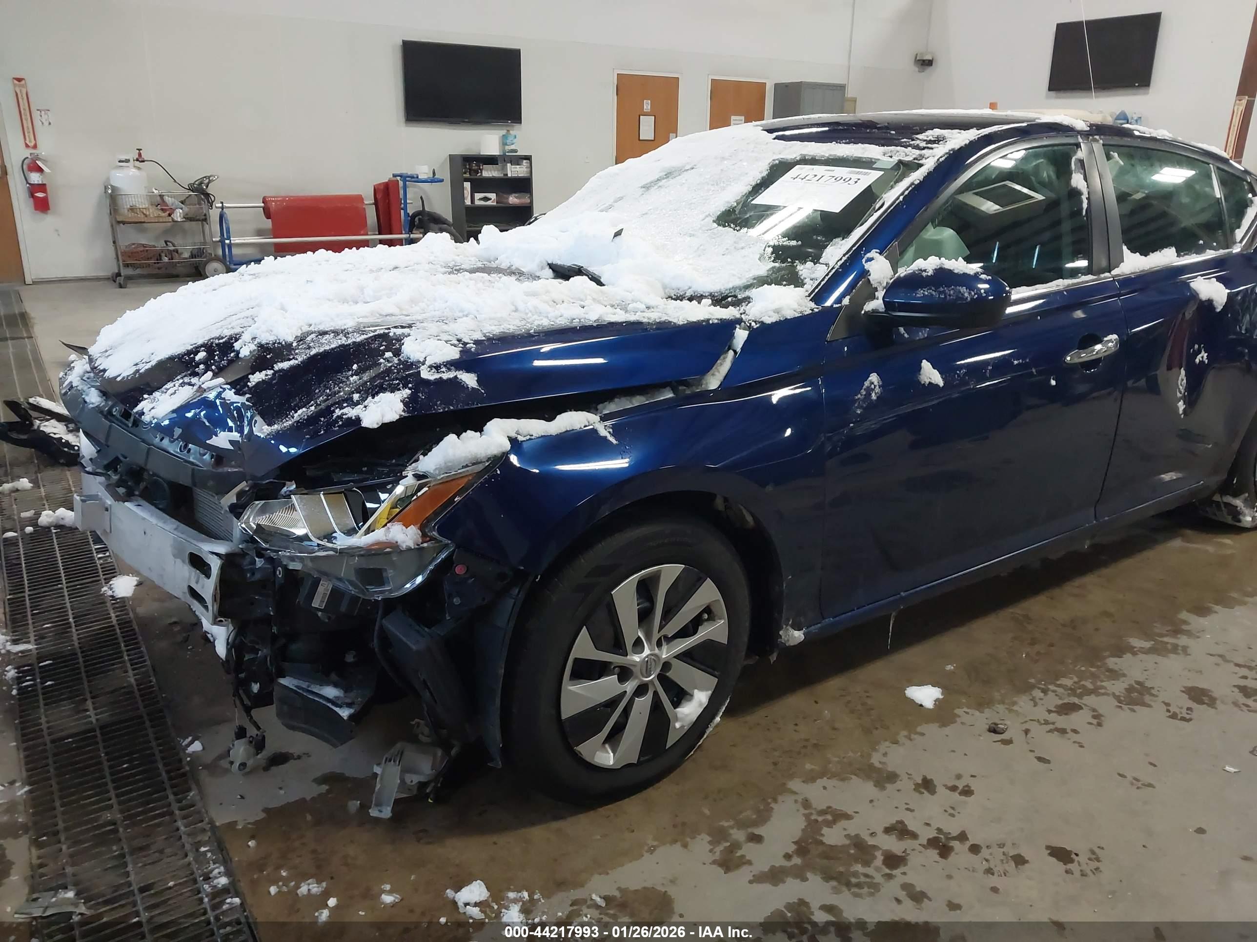 NISSAN ALTIMA image 6